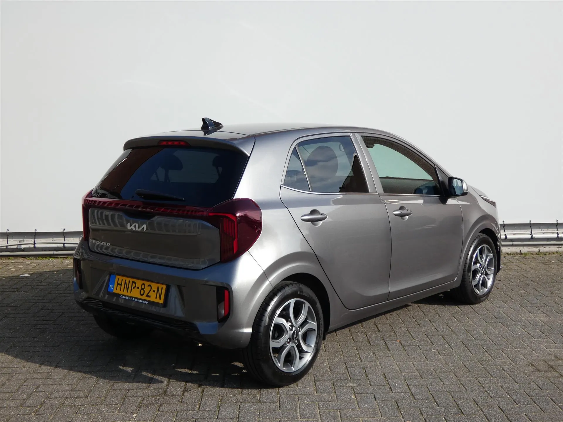Kia Picanto met kenteken HNP-82-N – detailfoto