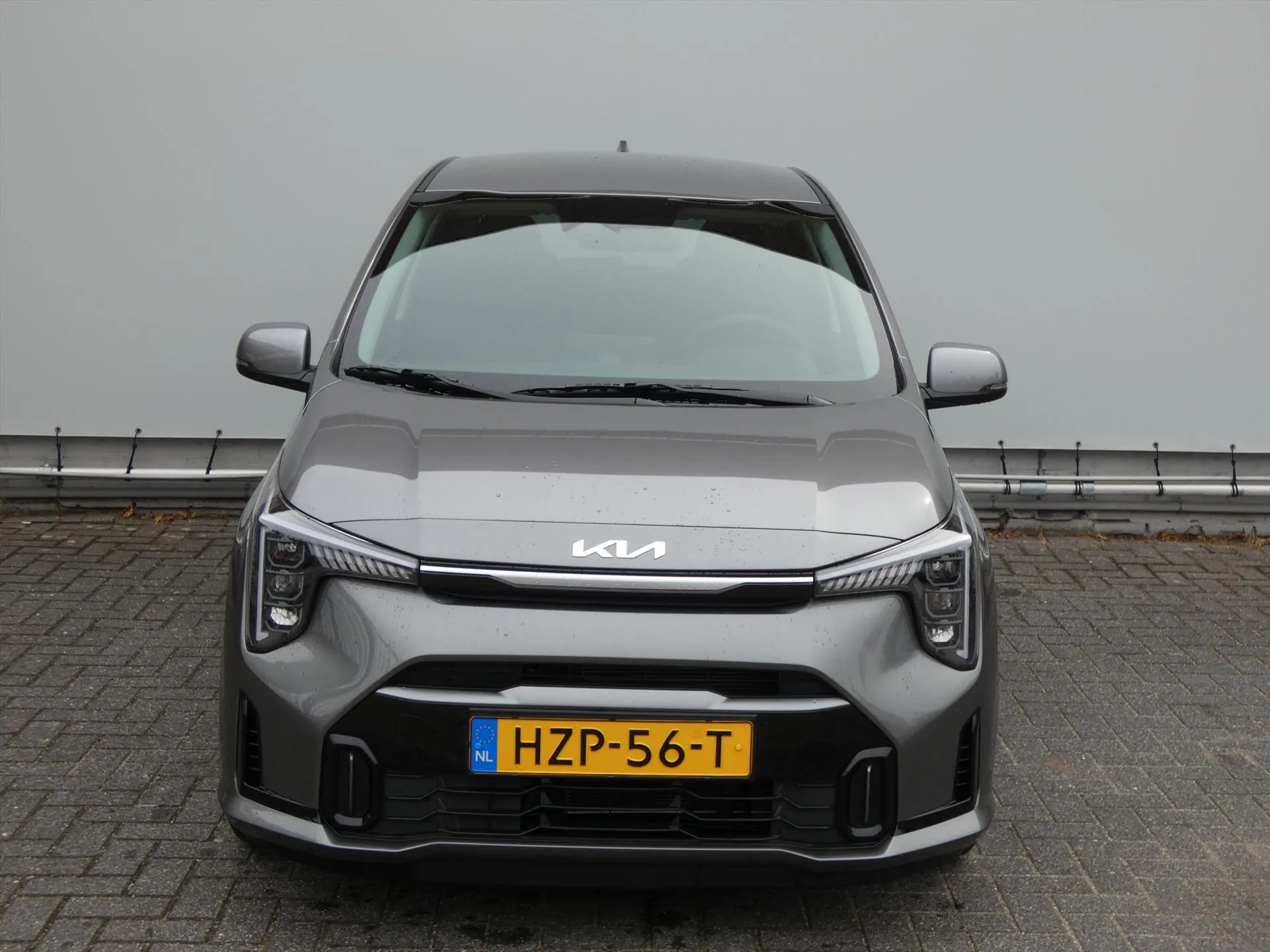 Kia Picanto met kenteken HZP-56-T – achteraanzicht