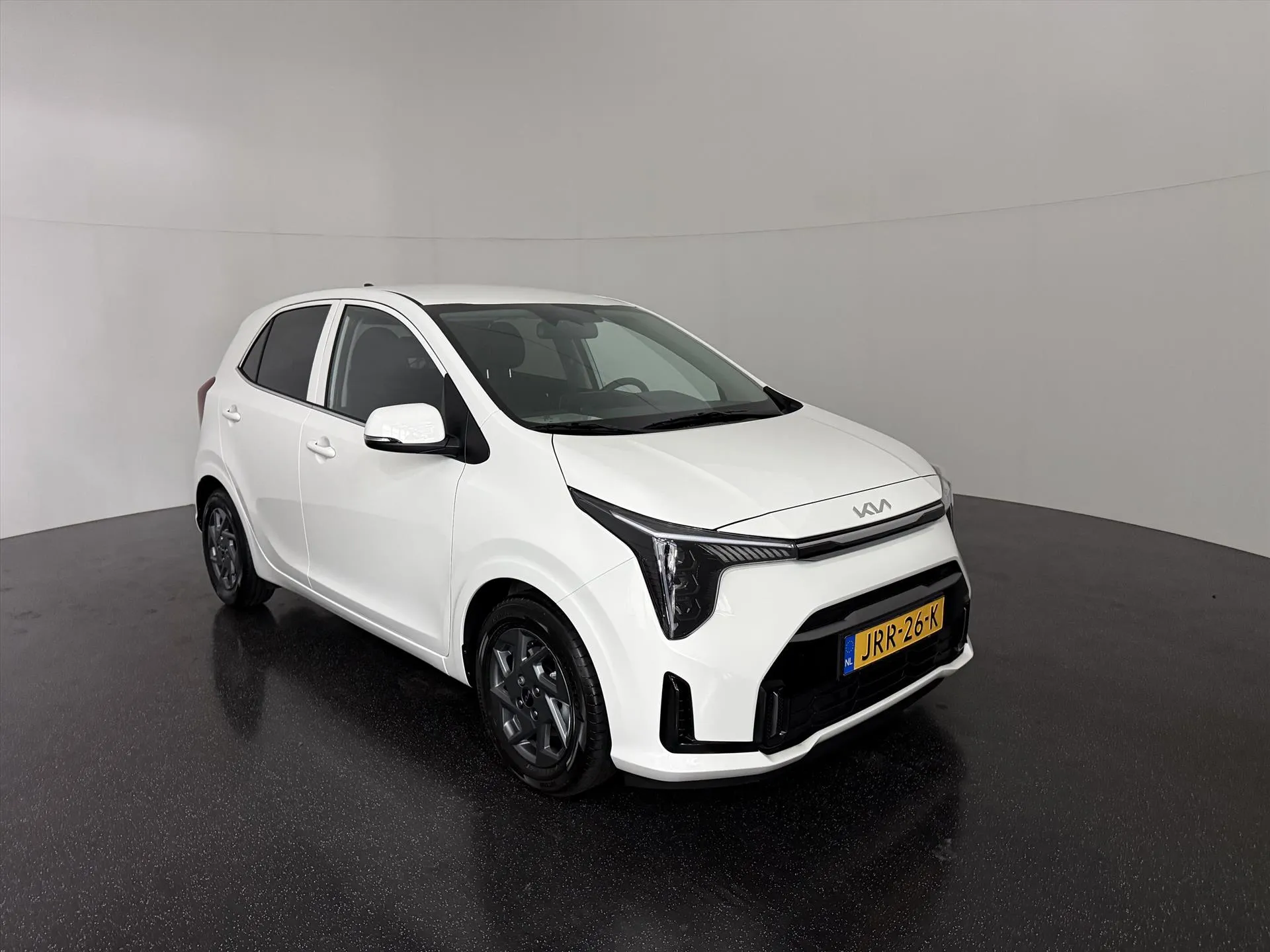 Kia Picanto met kenteken JRR-26-K – interieur
