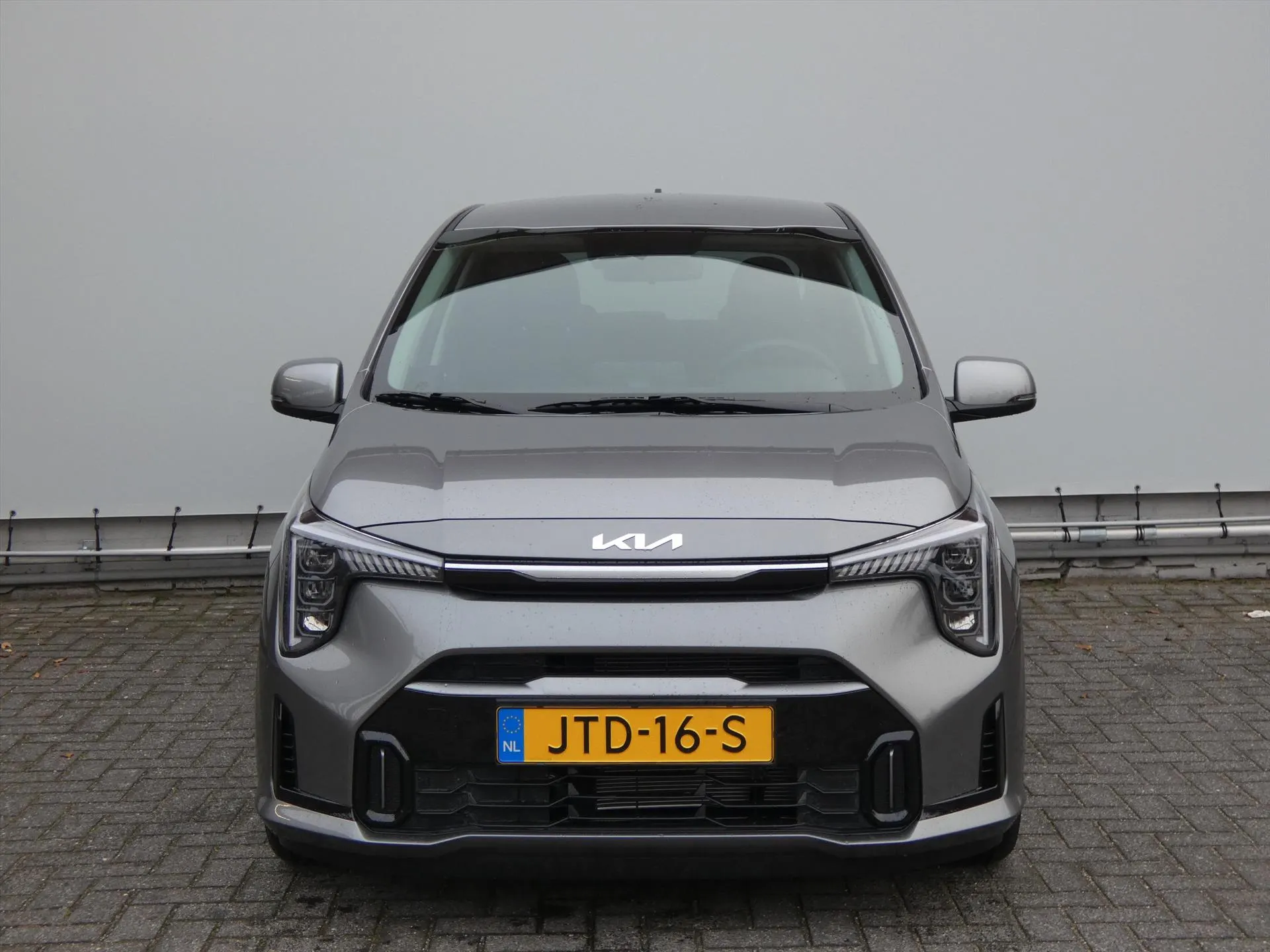Kia Picanto met kenteken JTD-16-S – achteraanzicht