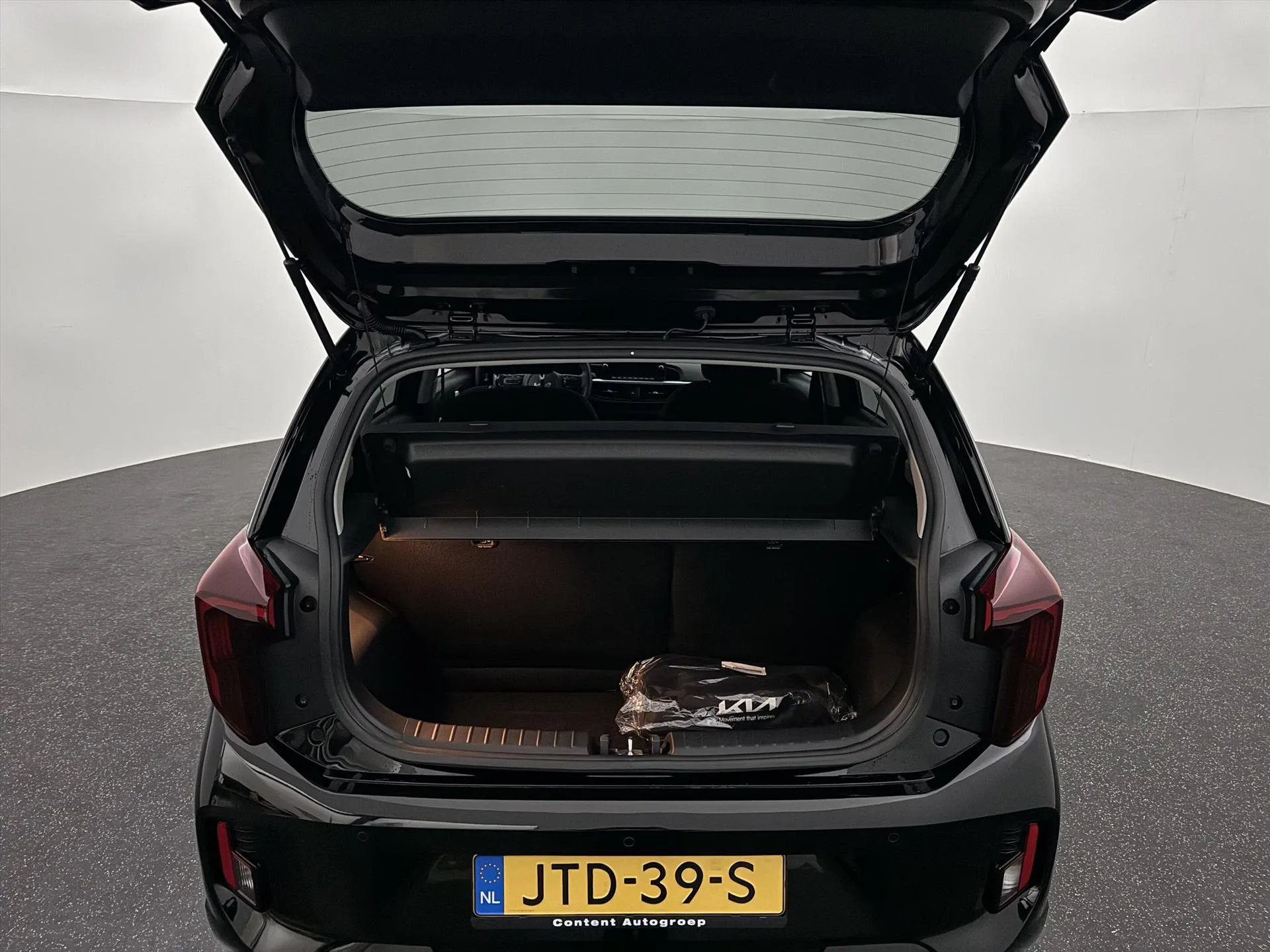 Kia Picanto met kenteken JTD-39-S – detailfoto