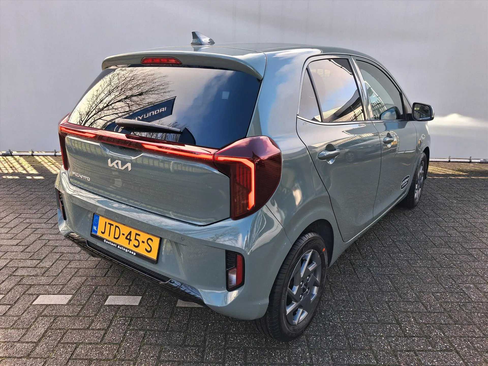 Kia Picanto met kenteken JTD-45-S – dashboard