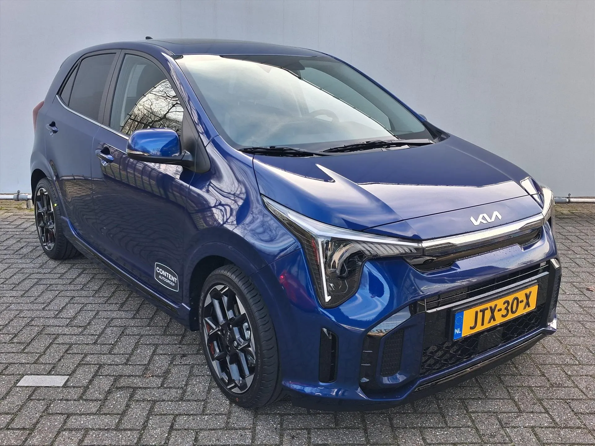 Kia Picanto met kenteken JTX-30-X – achteraanzicht