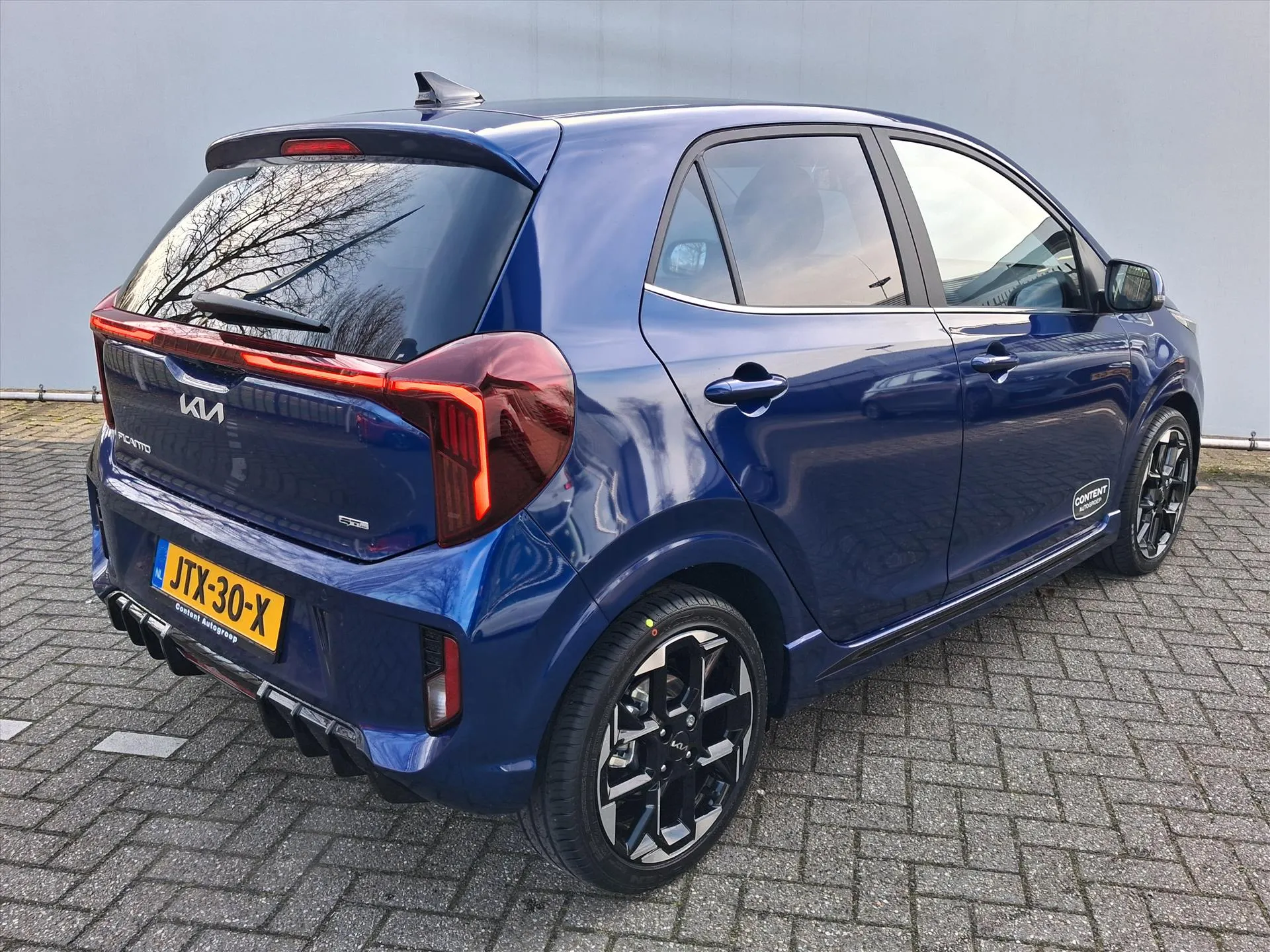 Kia Picanto met kenteken JTX-30-X – dashboard