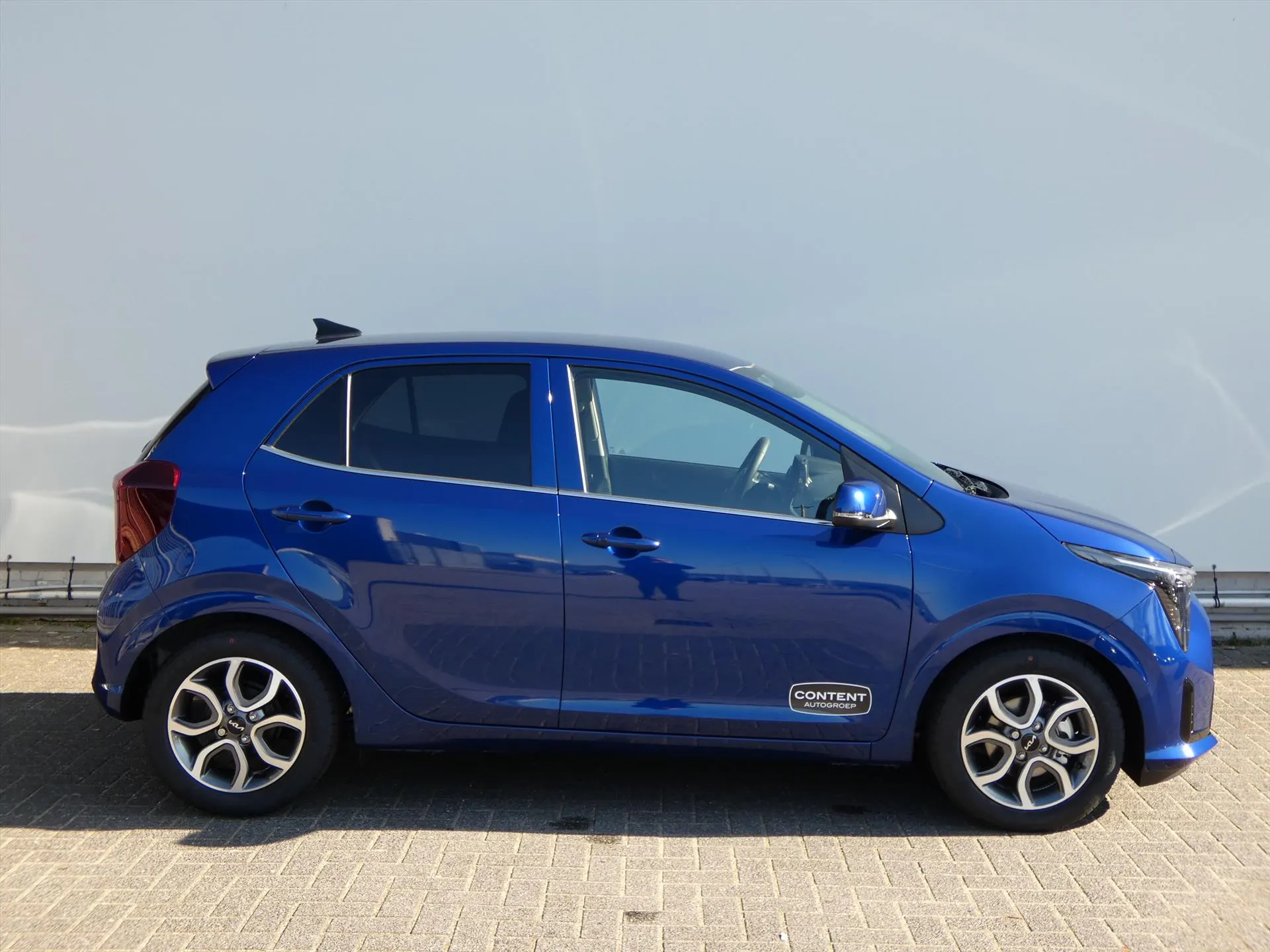 Kia Picanto met kenteken JZJ-90-H – dashboard
