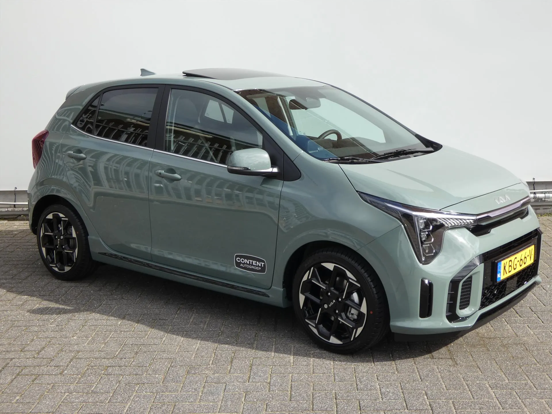 Kia Picanto met kenteken KBG-66-V – interieur