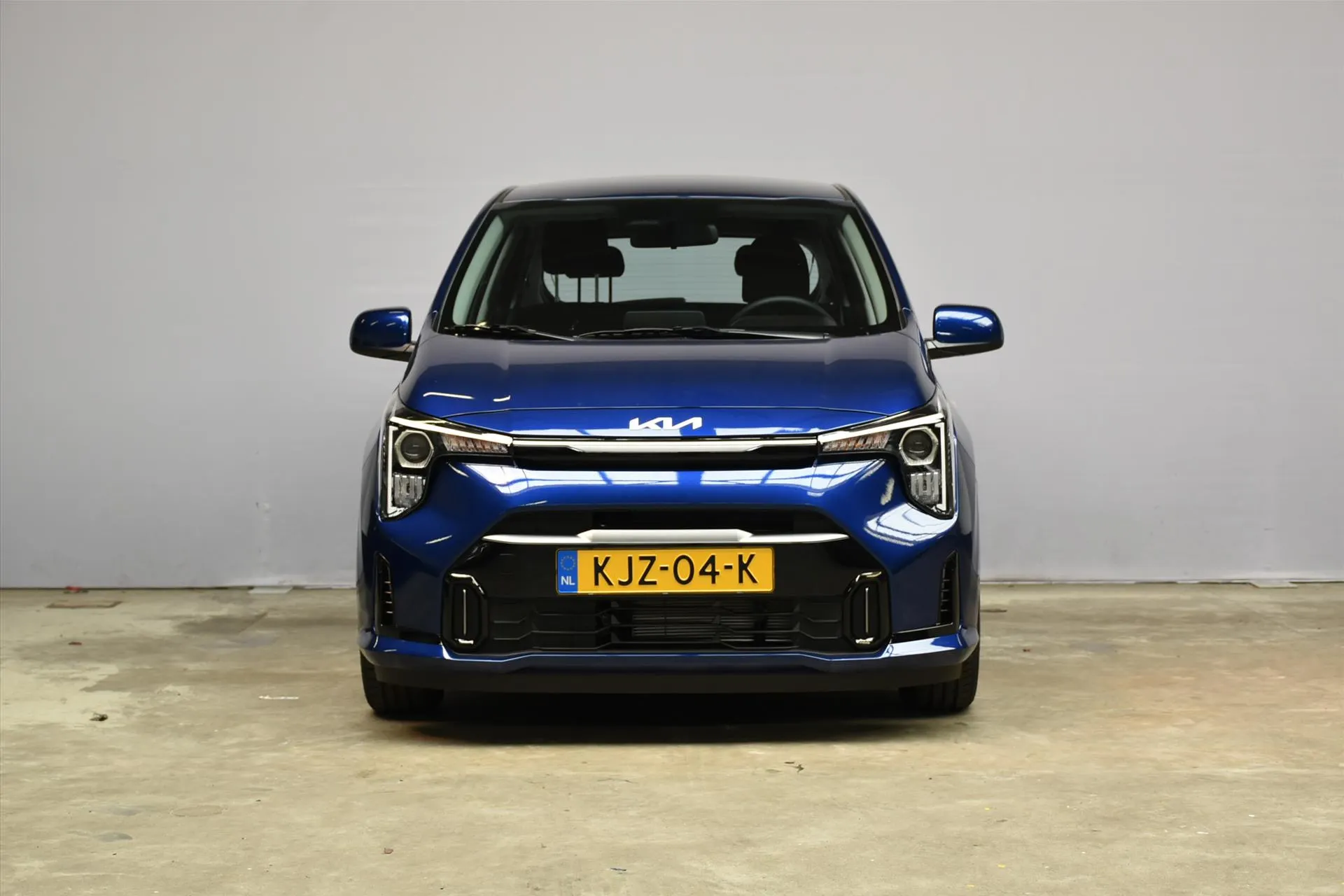 Kia Picanto met kenteken KJZ-04-K – achteraanzicht