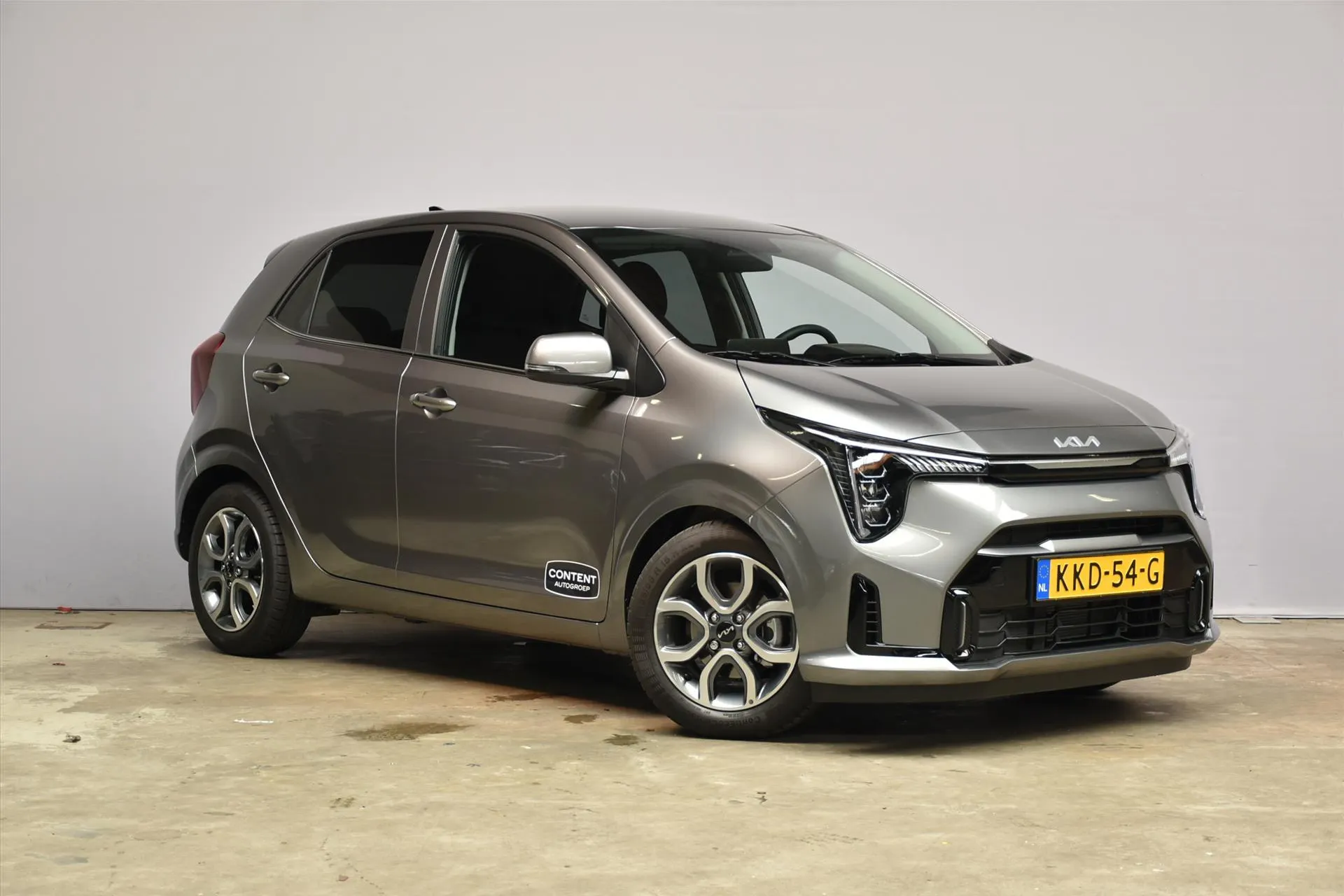 Kia Picanto met kenteken KKD-54-G – interieur