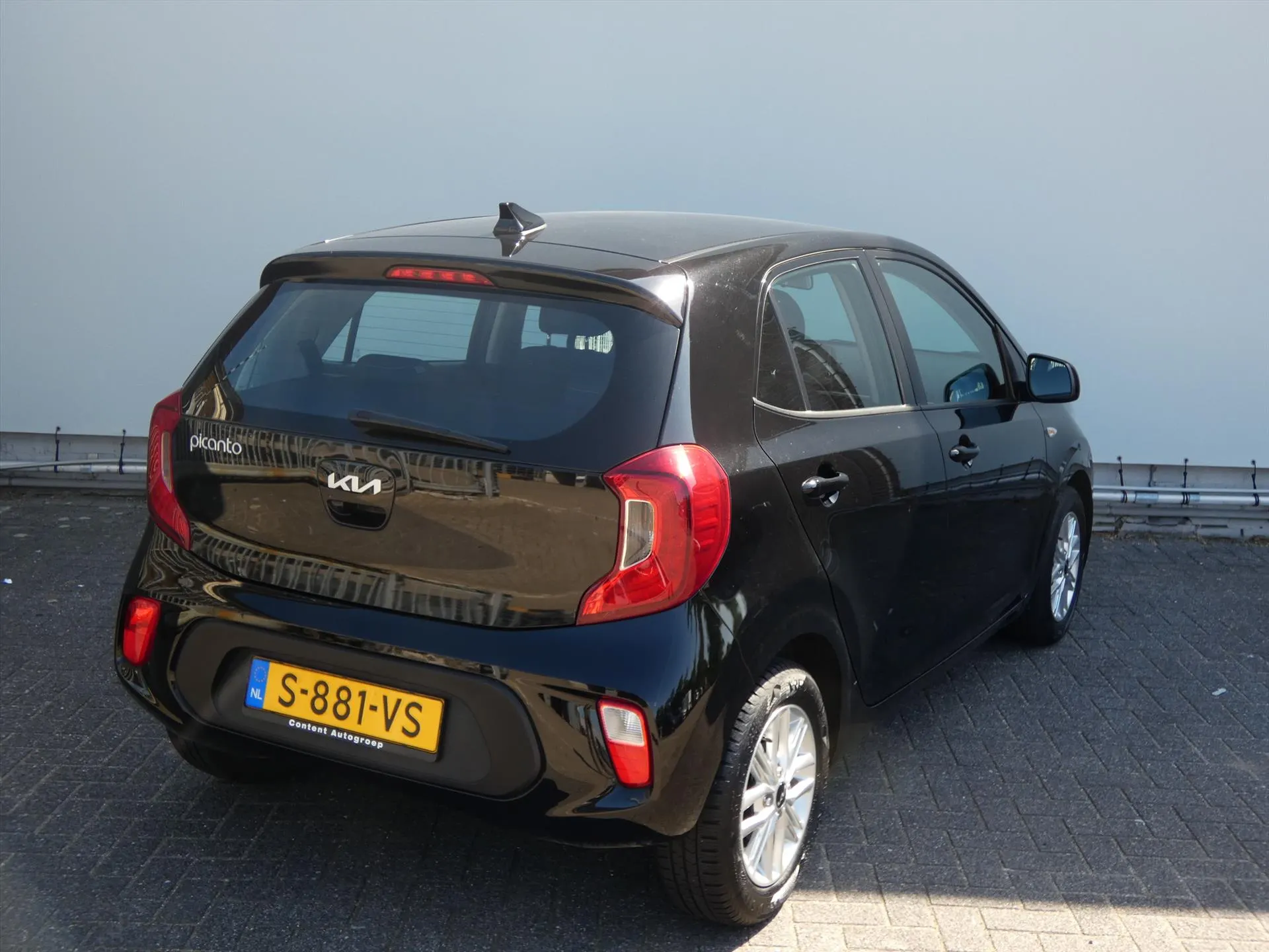 Kia Picanto met kenteken S-881-VS – detailfoto