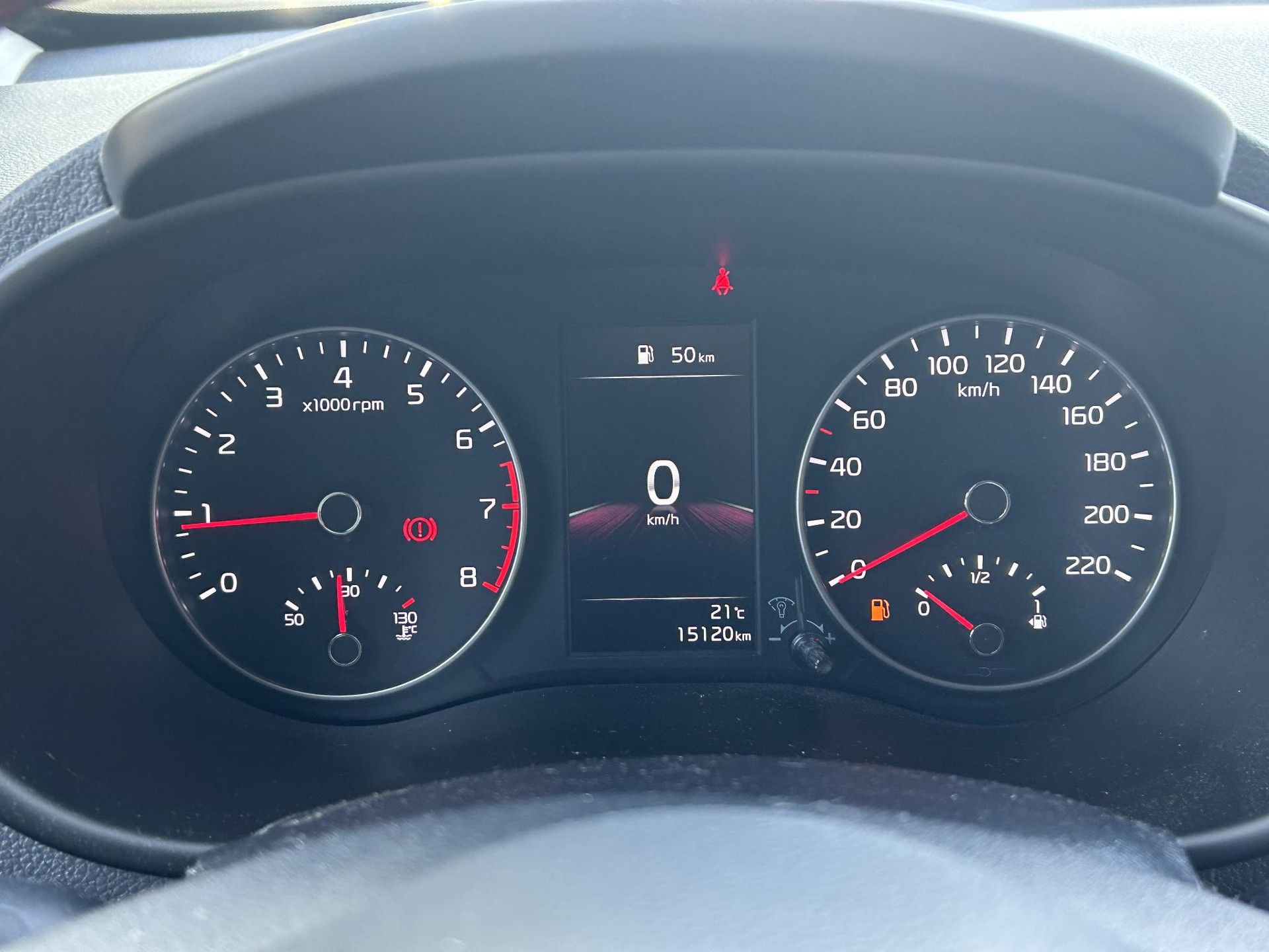 Kia Picanto met kenteken T-428-XS – dashboard