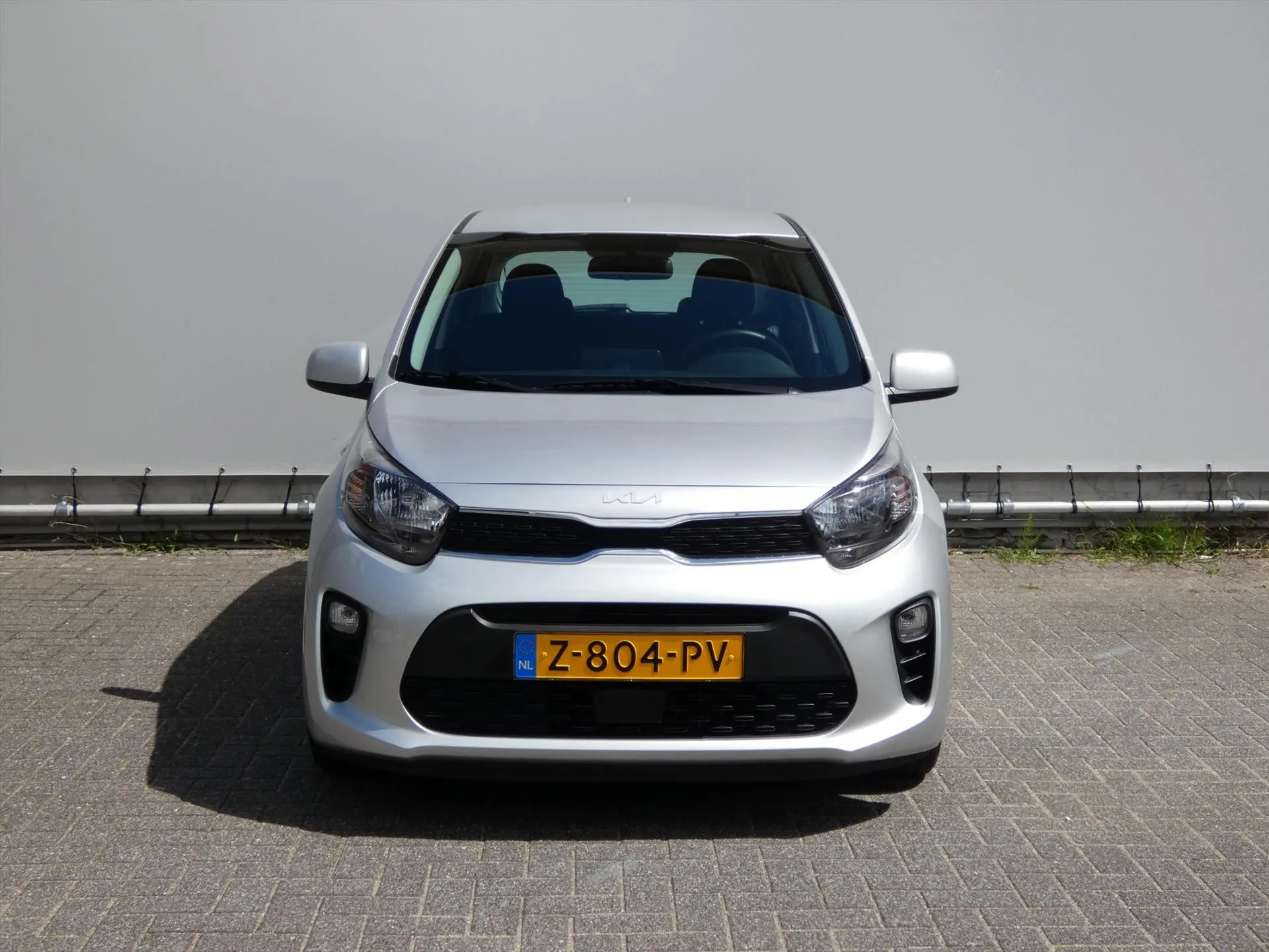 Kia Picanto met kenteken Z-804-PV – achteraanzicht