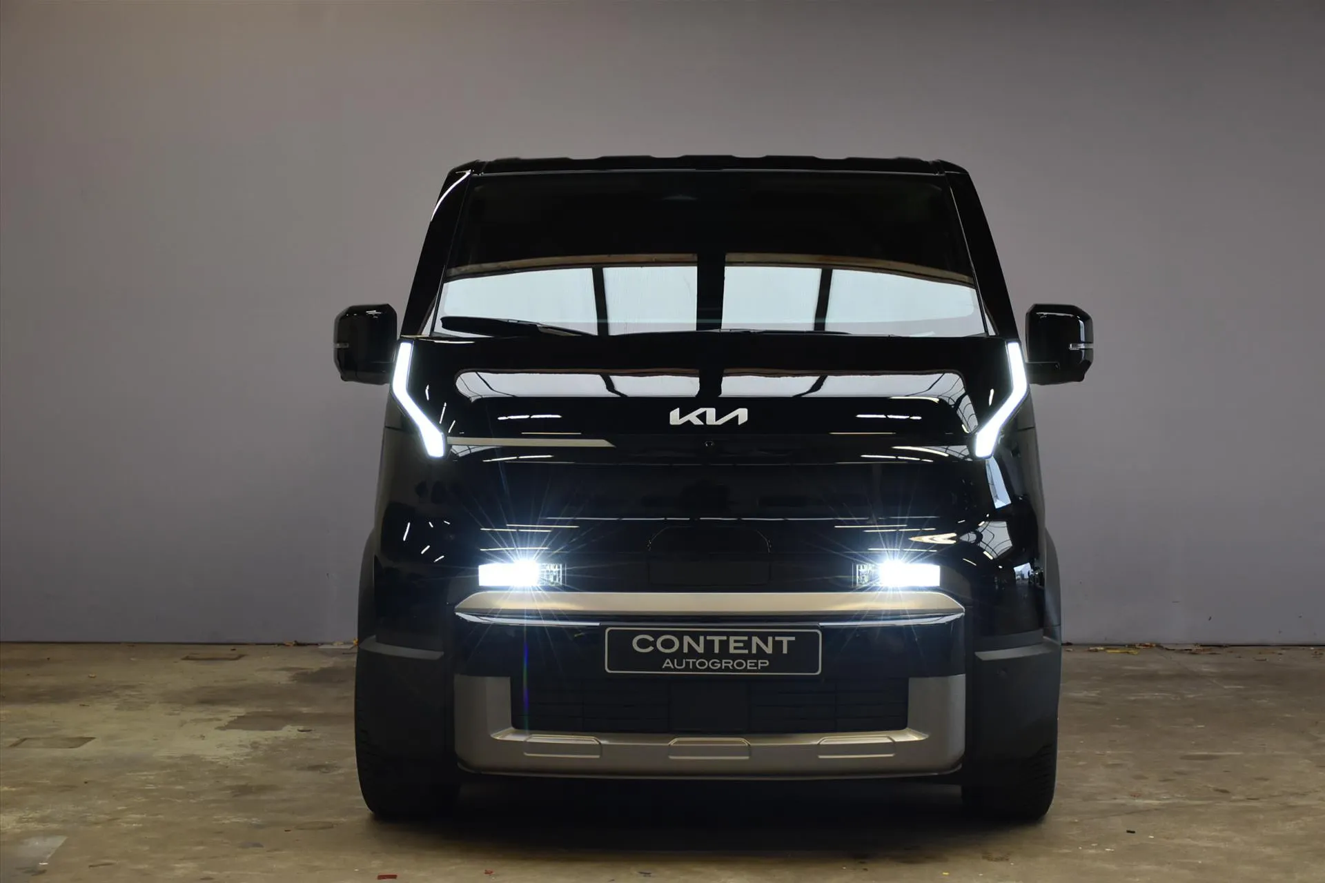 Kia PV5 met kenteken 73805 – interieur