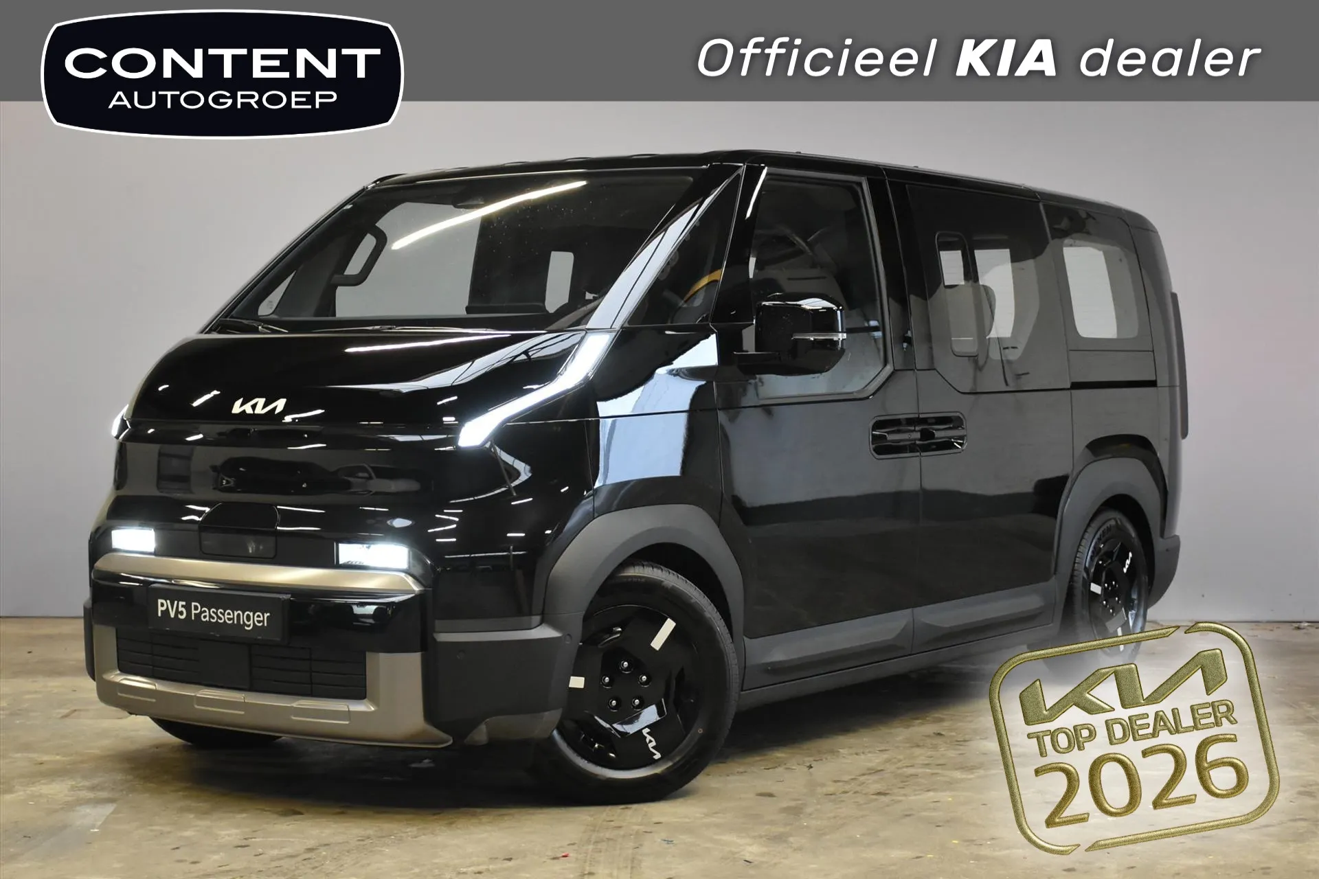 Kia PV5 met kenteken 74413 – vooraanzicht