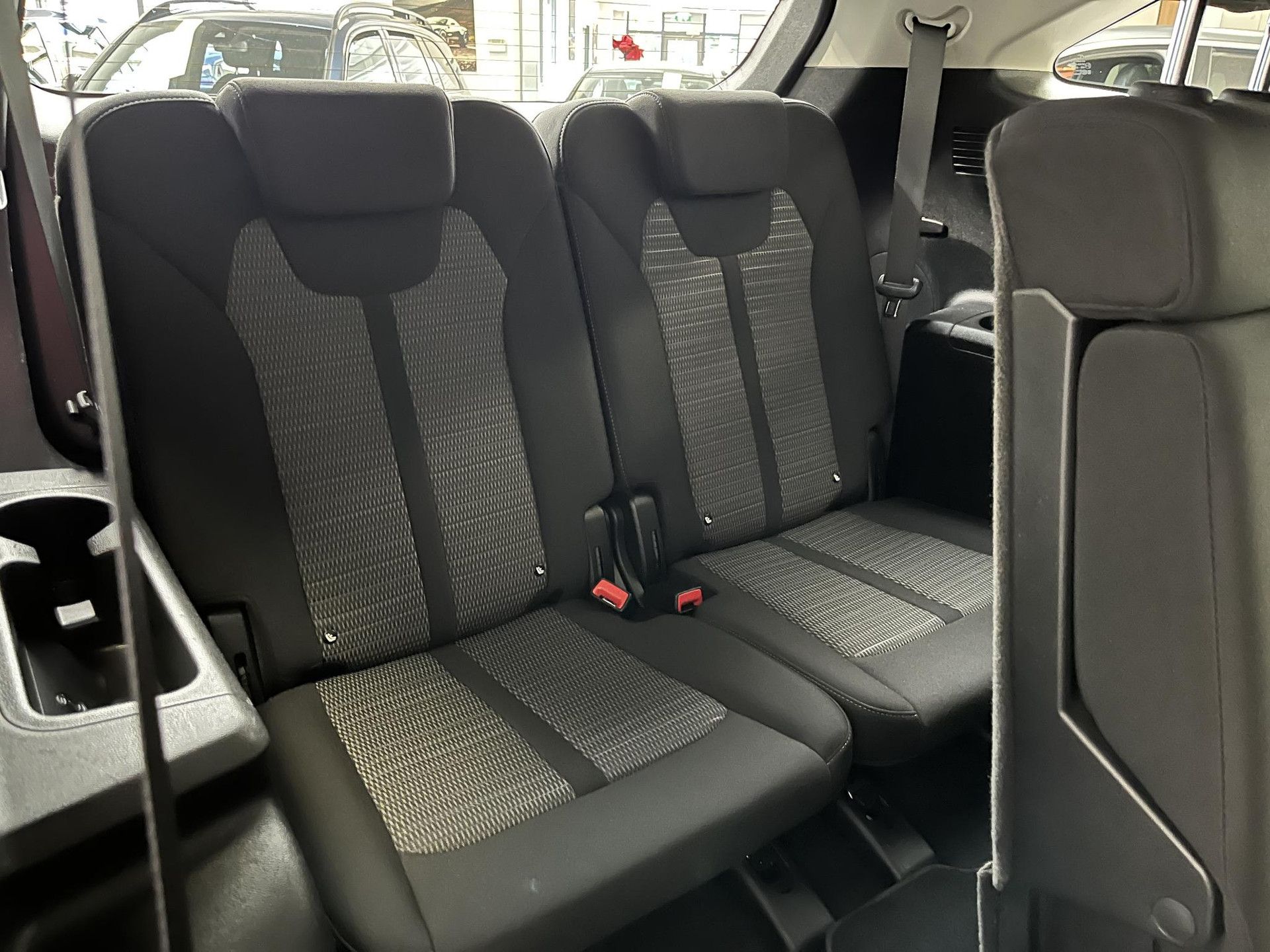 Kia Sorento met kenteken L-903-GH – detailfoto