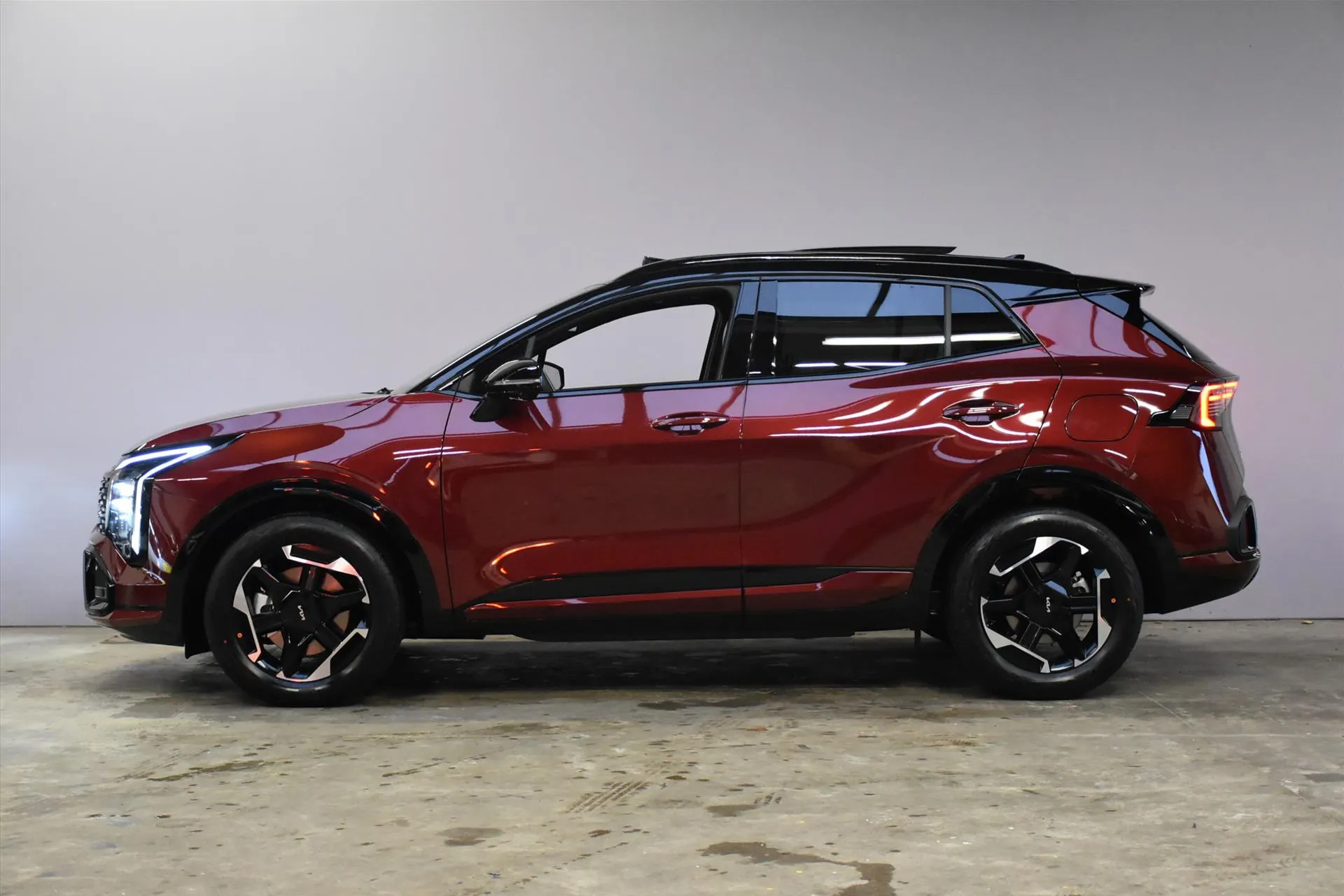 Kia Sportage met kenteken 73390 – achteraanzicht