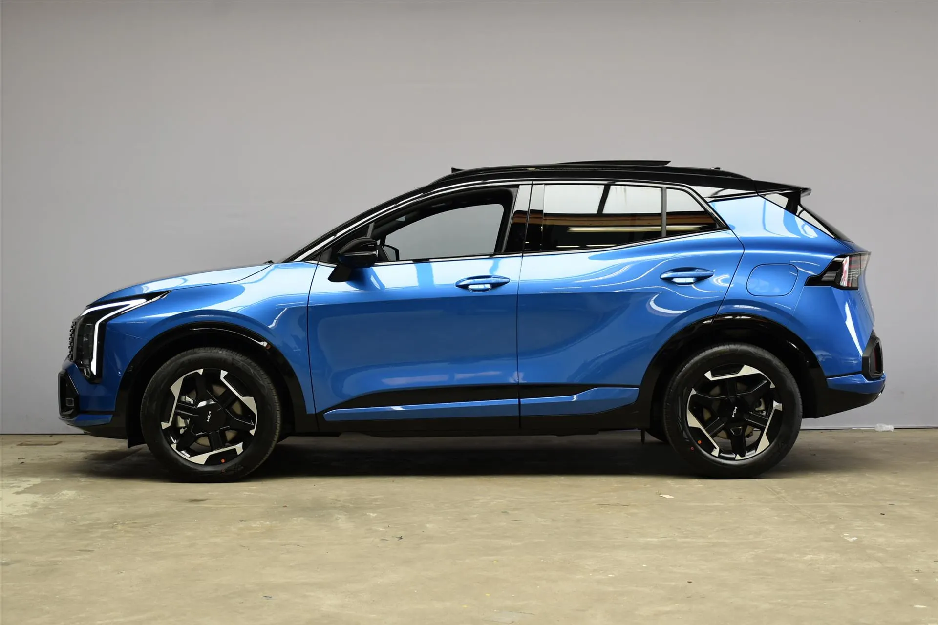 Kia Sportage met kenteken 76511 – achteraanzicht