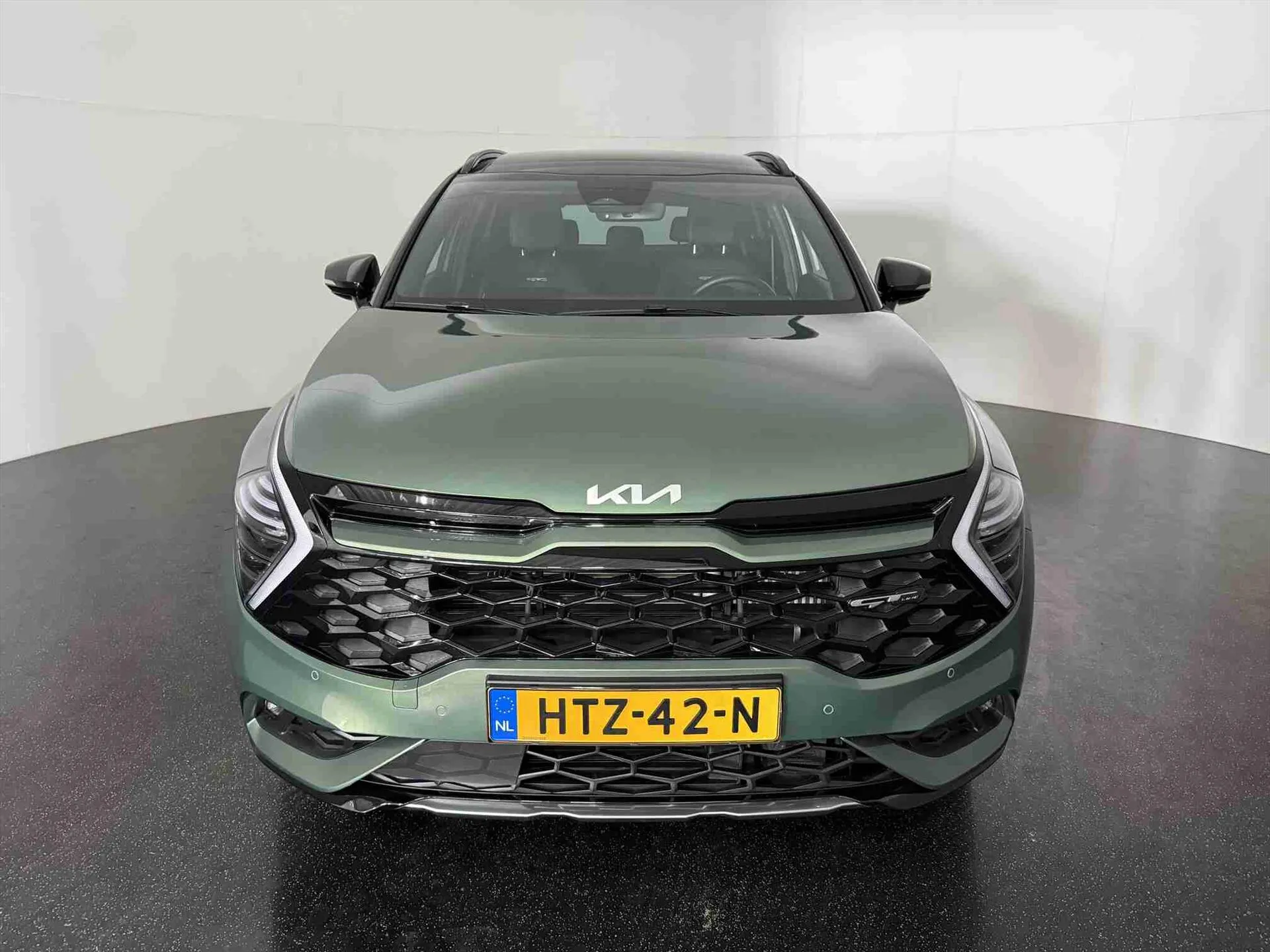 Kia Sportage met kenteken HTZ-42-N – dashboard