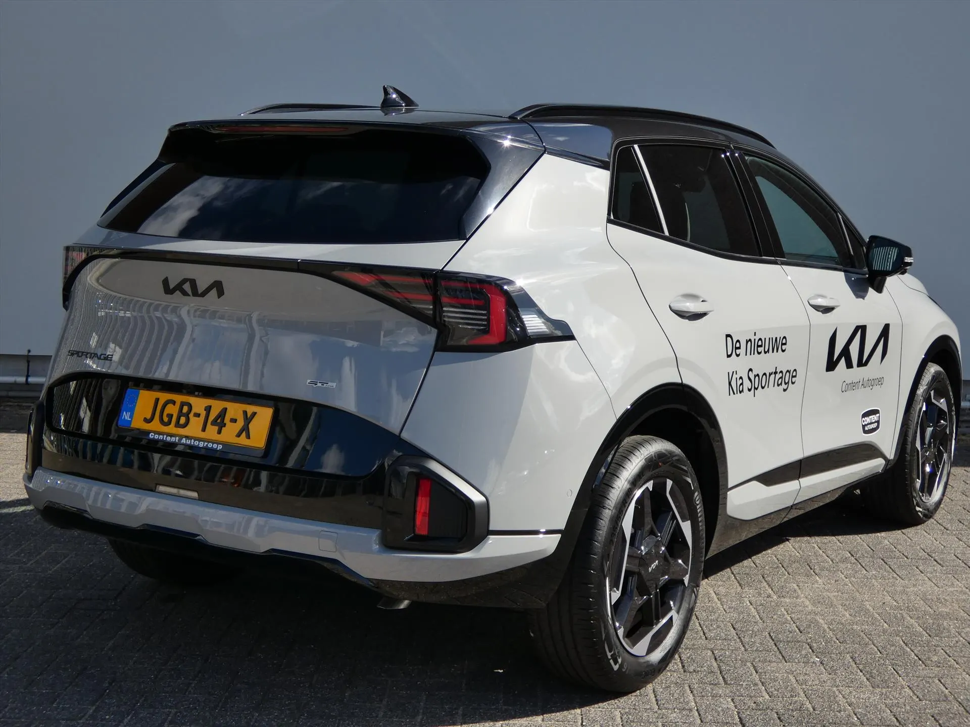 Kia Sportage met kenteken JGB-14-X – dashboard