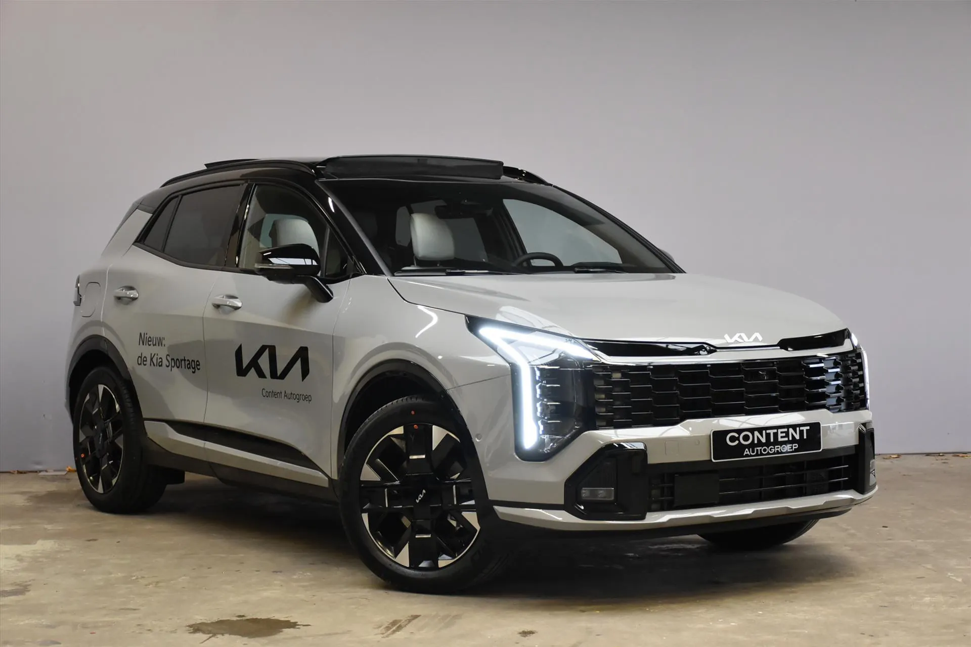 Kia Sportage met kenteken JSX-04-X – dashboard