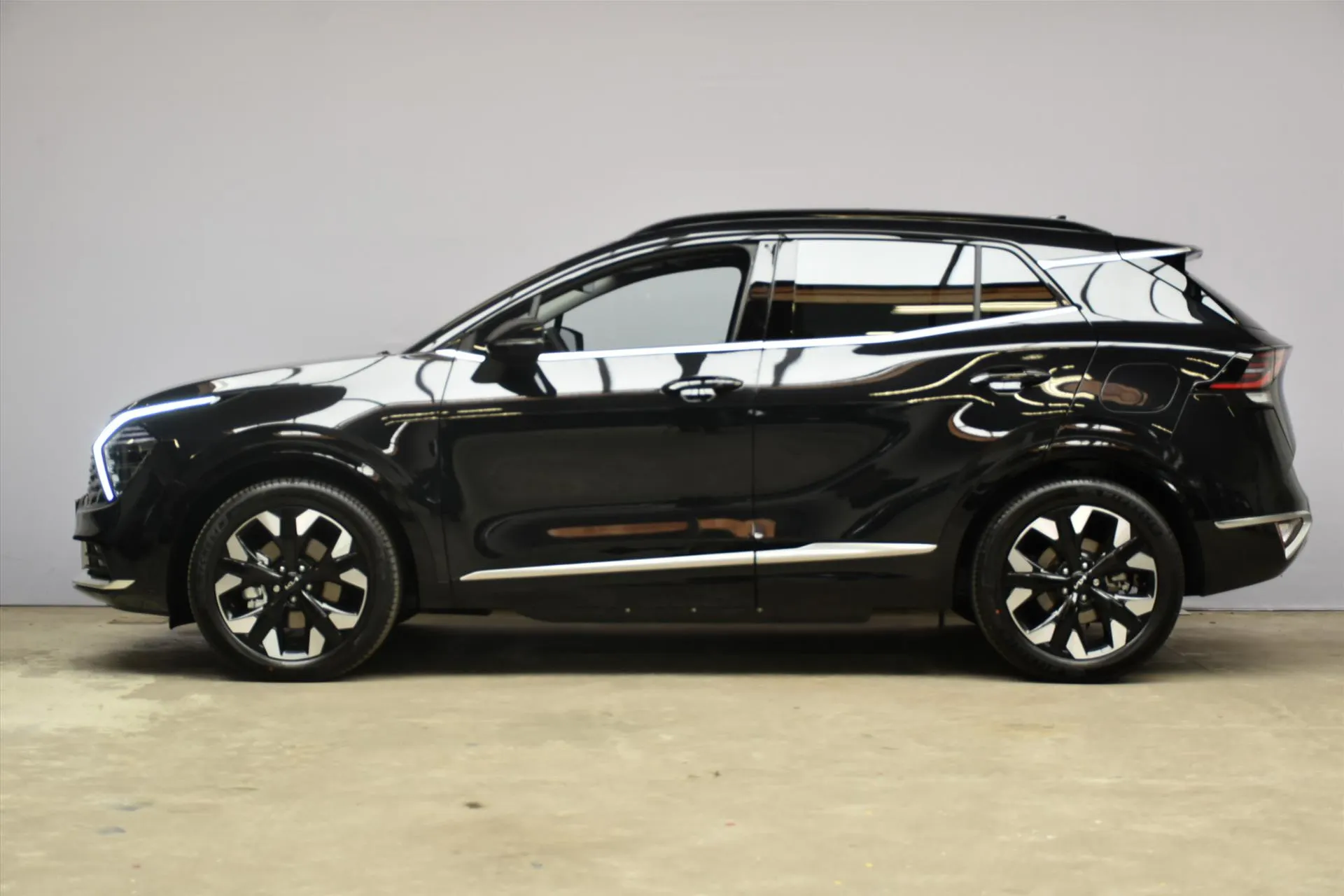 Kia Sportage met kenteken JTF-75-K – achteraanzicht