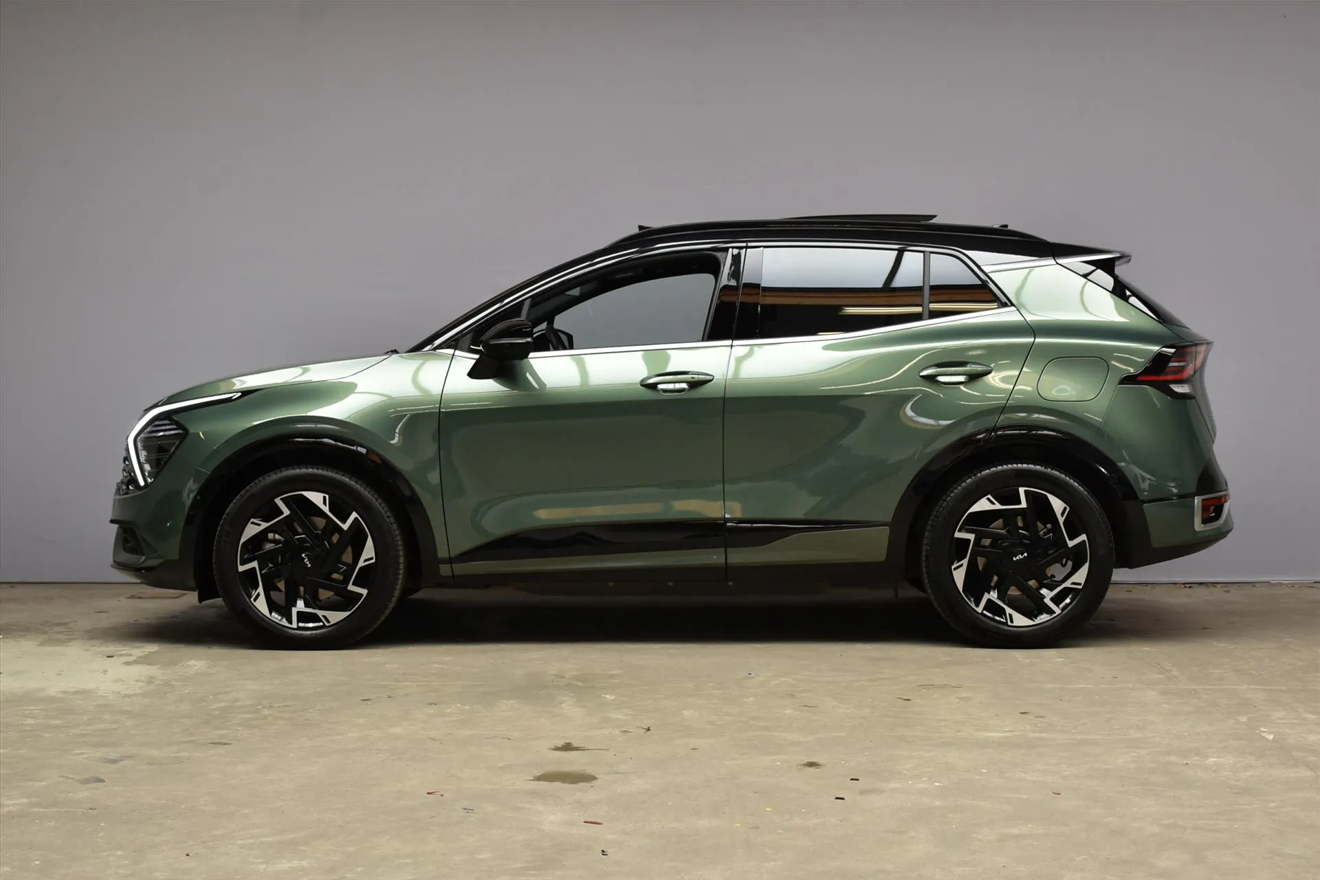 Kia Sportage met kenteken KGD-49-H – achteraanzicht
