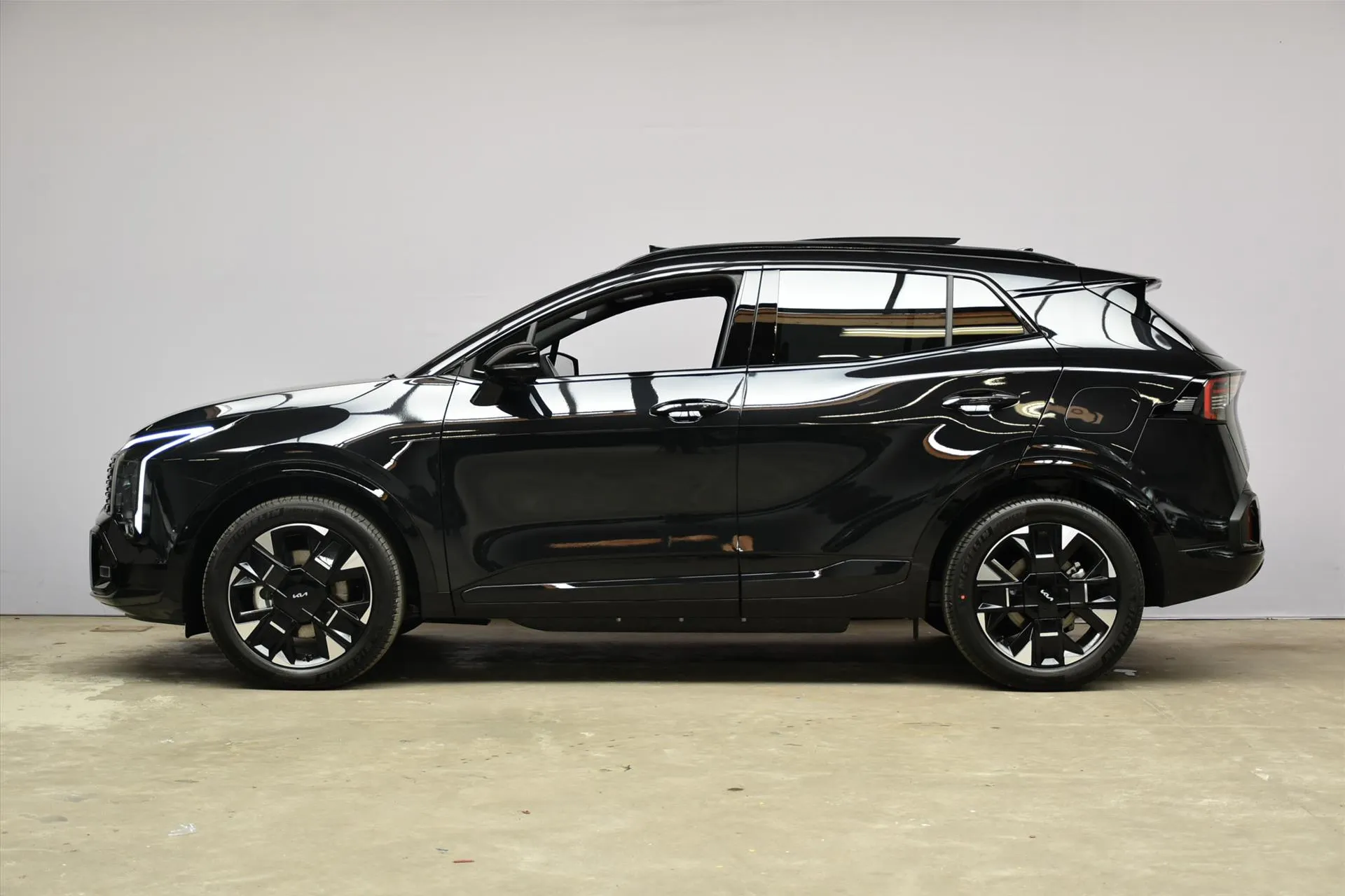 Kia Sportage met kenteken KJZ-17-N – achteraanzicht
