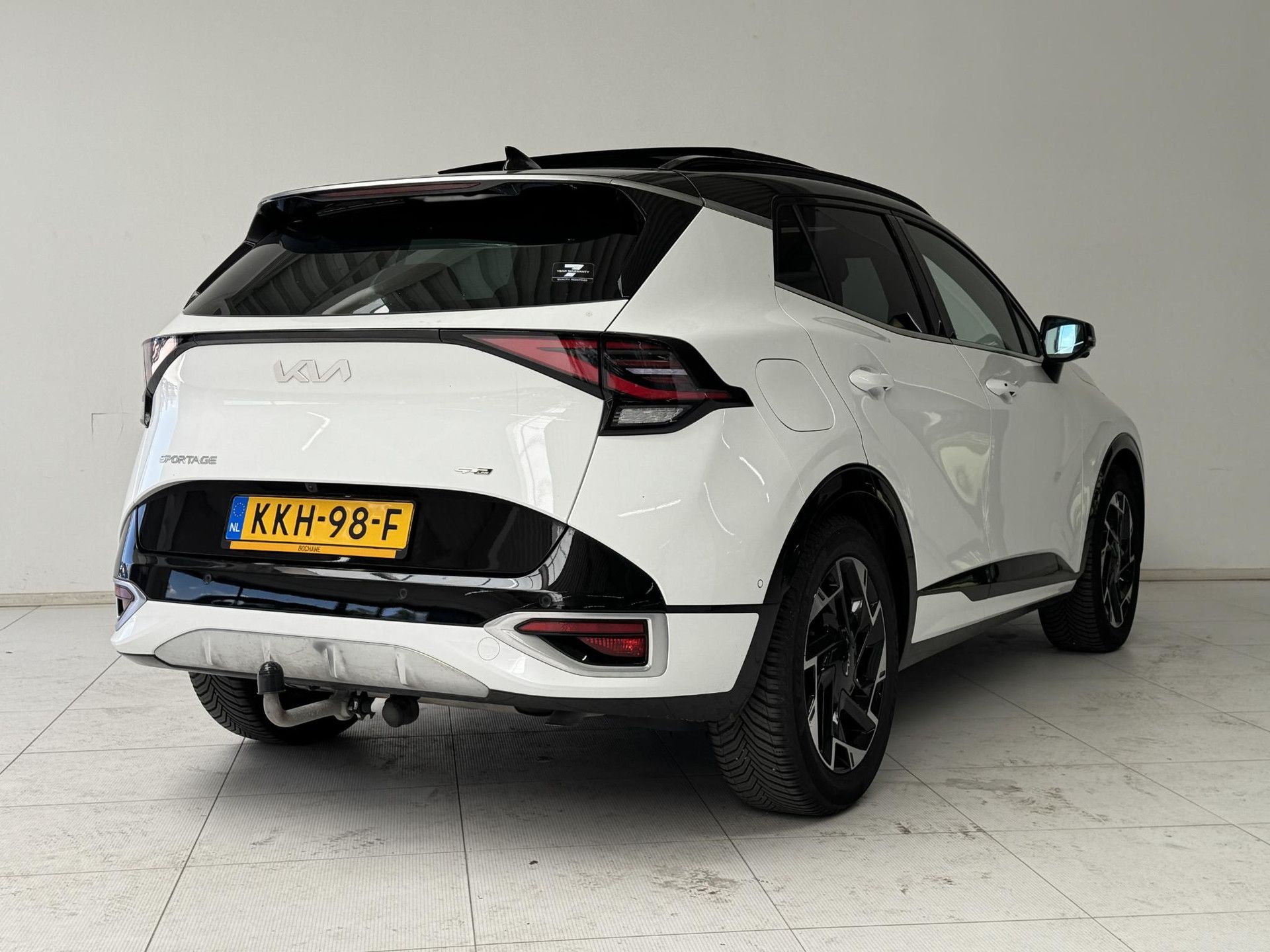 Kia Sportage met kenteken KKH-98-F – achteraanzicht