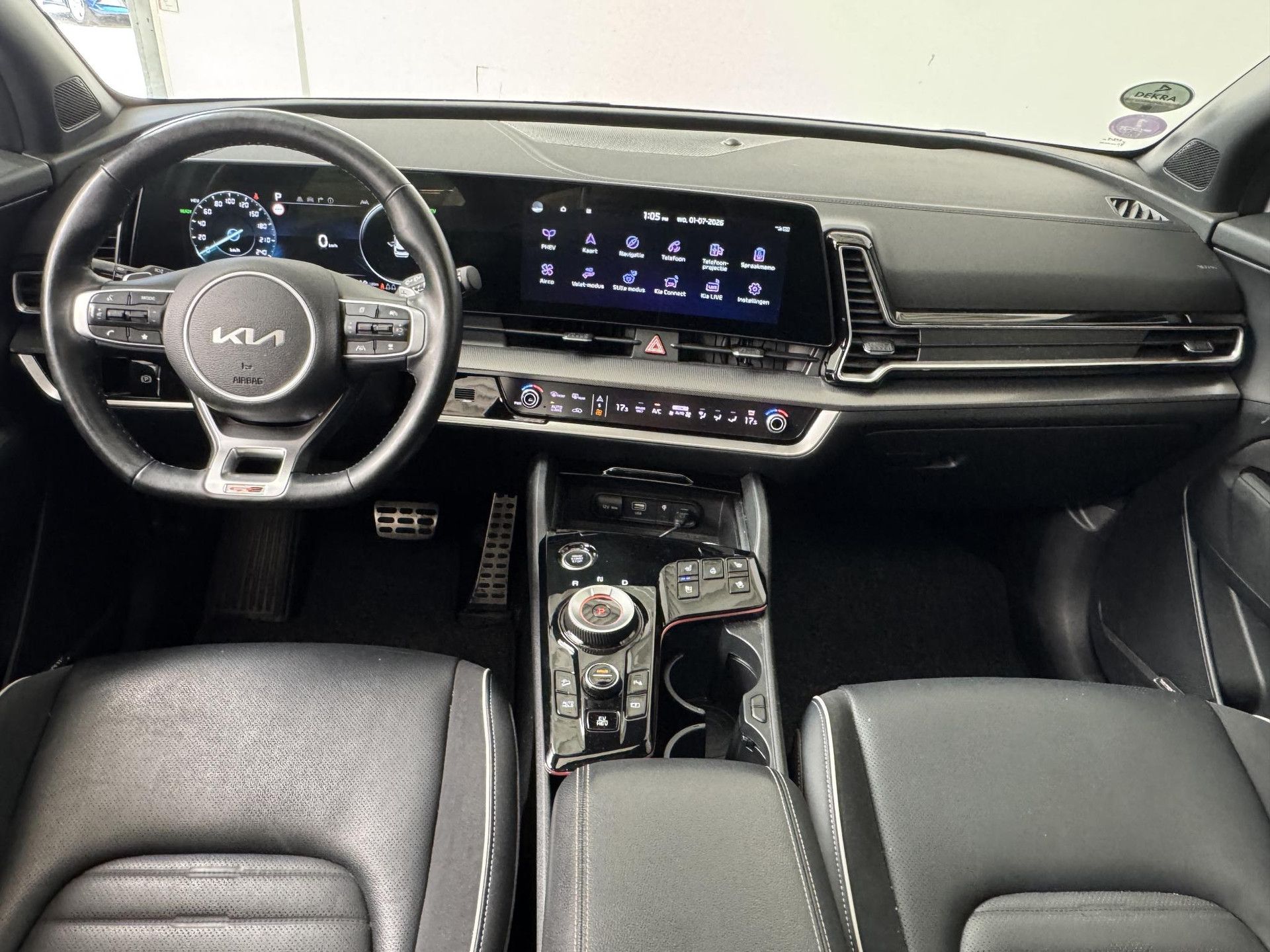 Kia Sportage met kenteken KKH-98-F – interieur