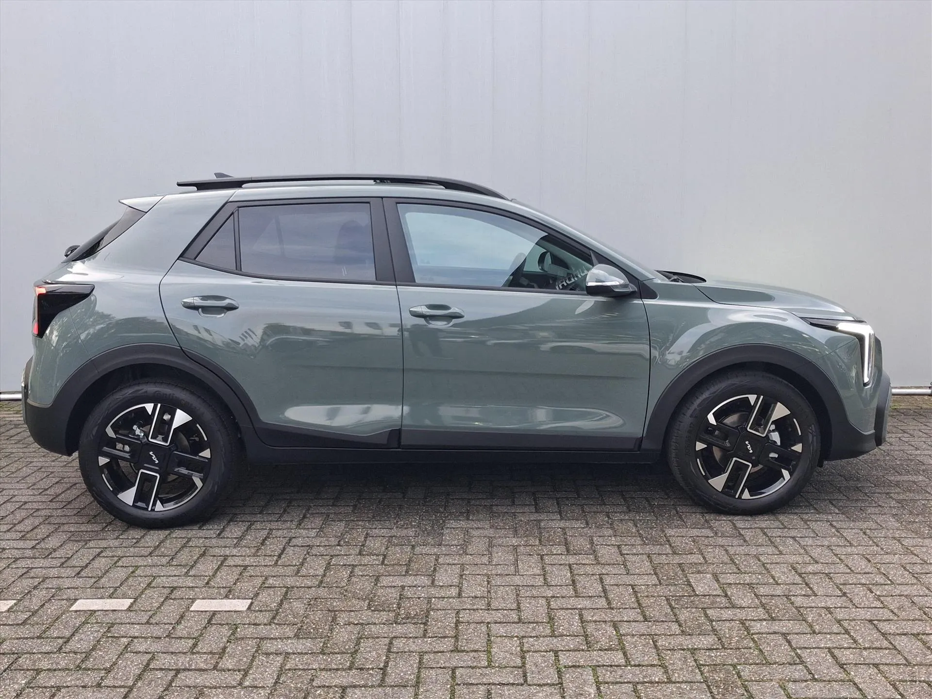 Kia Stonic met kenteken 73487 – interieur