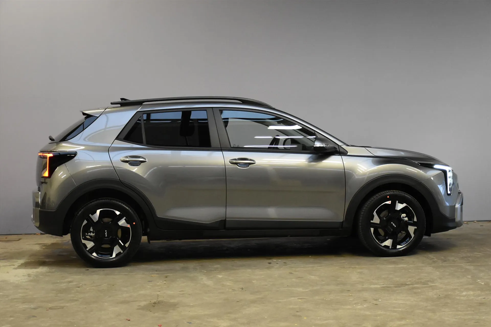 Kia Stonic met kenteken 74201 – detailfoto