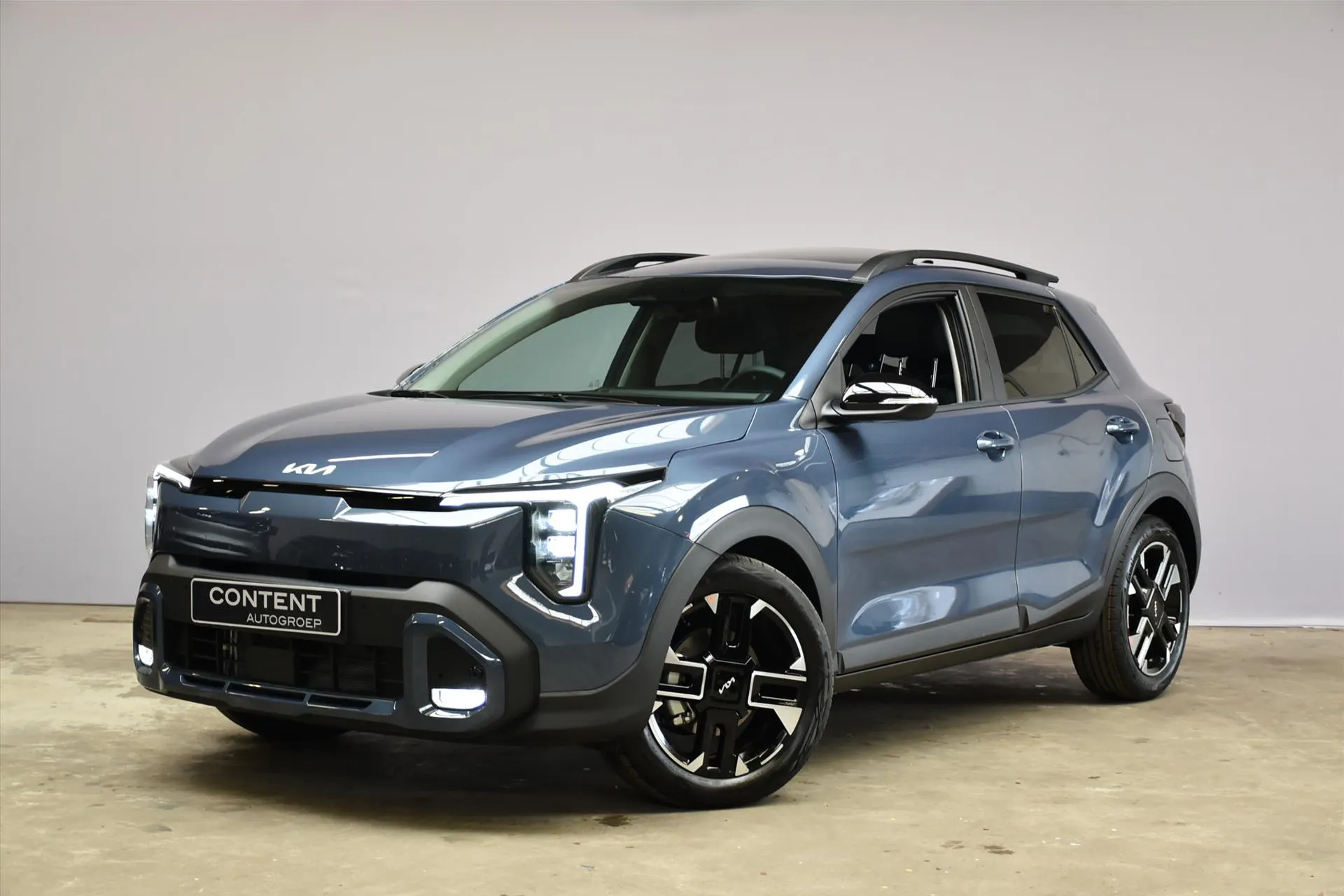 Kia Stonic met kenteken 74817 – interieur