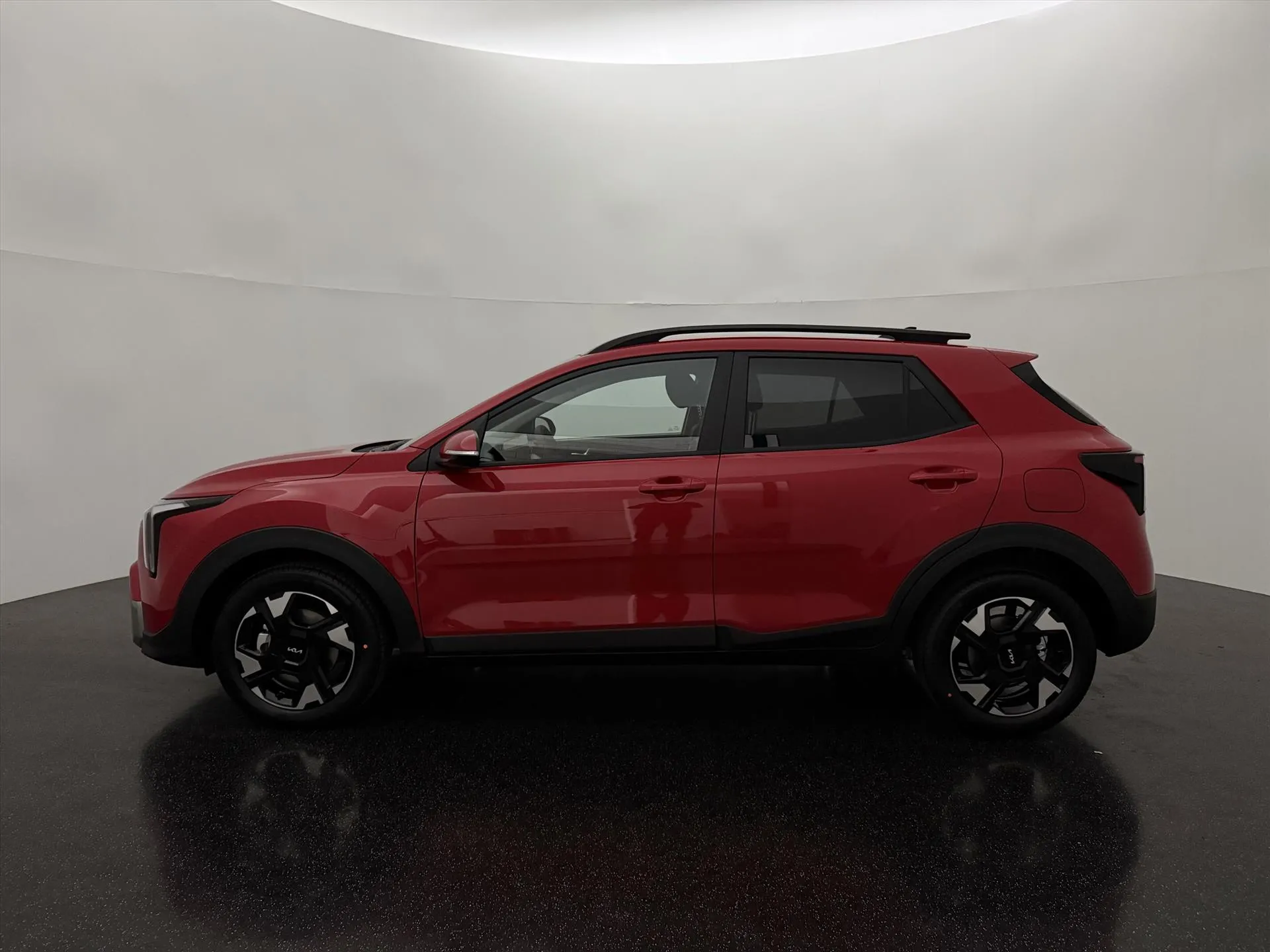 Kia Stonic met kenteken 75048 – achteraanzicht