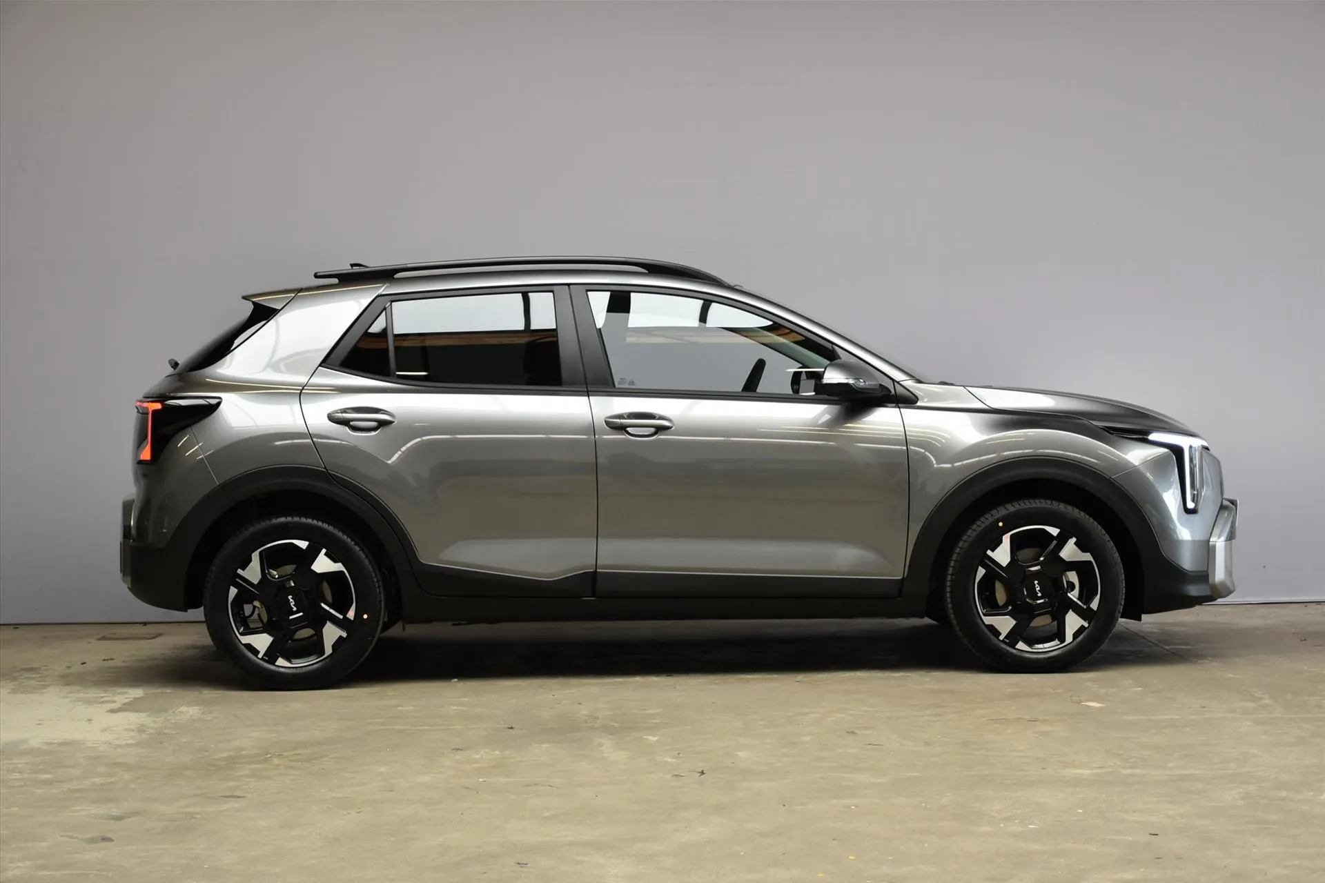 Kia Stonic met kenteken 76621 – detailfoto