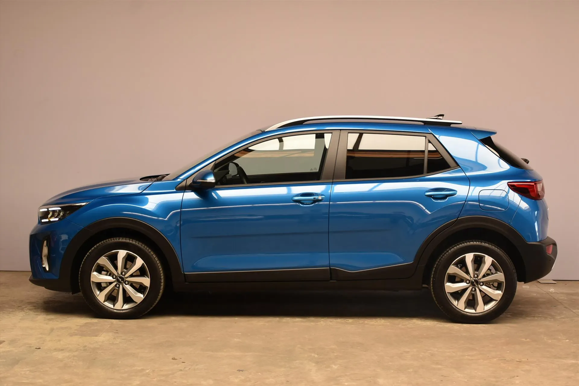 Kia Stonic met kenteken GDD-40-X – achteraanzicht