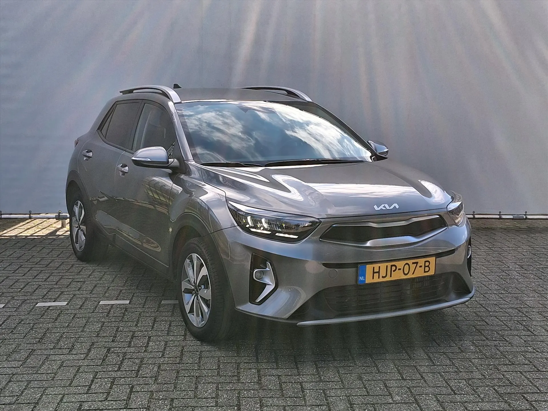 Kia Stonic met kenteken HJP-07-B – interieur