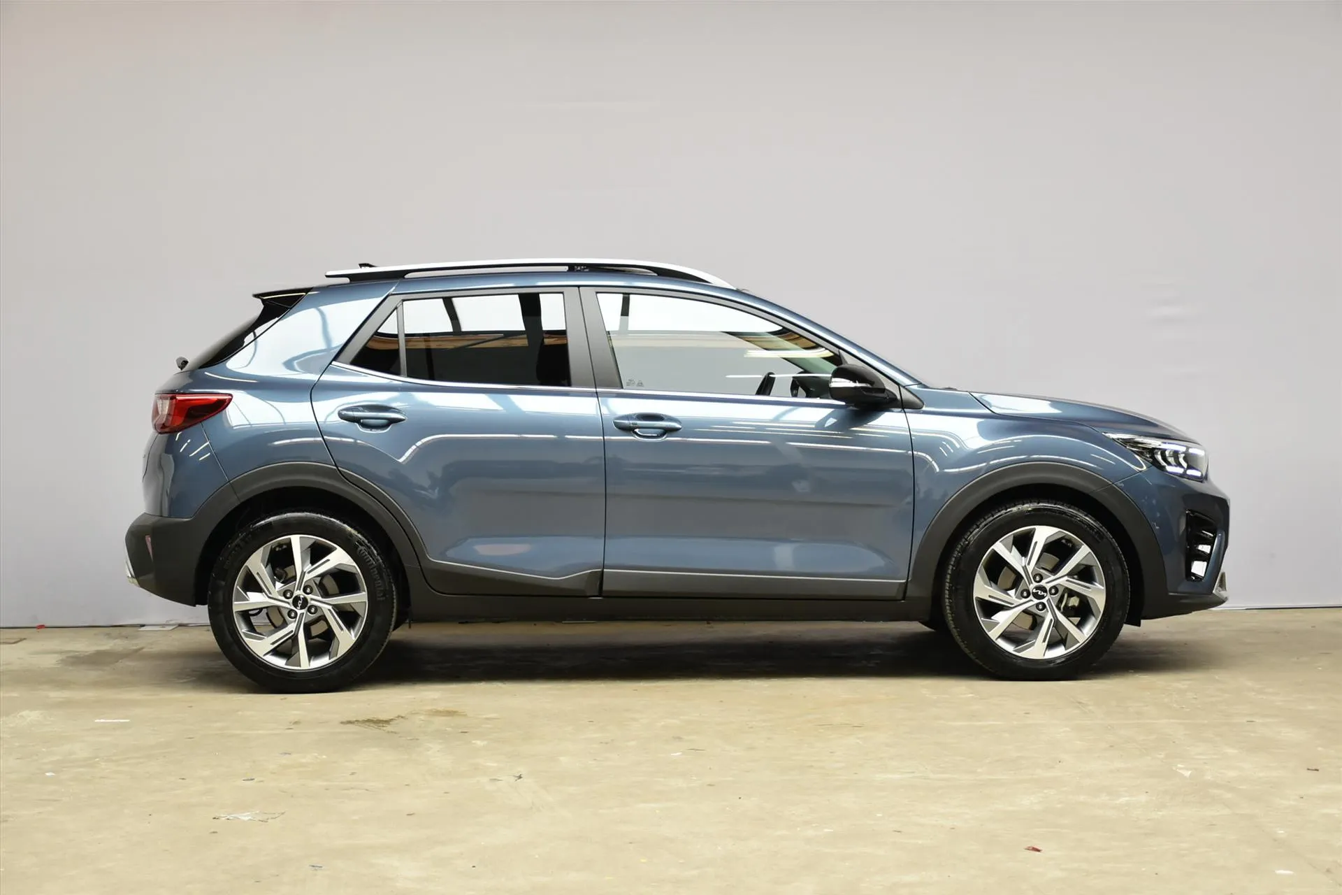Kia Stonic met kenteken HPJ-59-V – dashboard