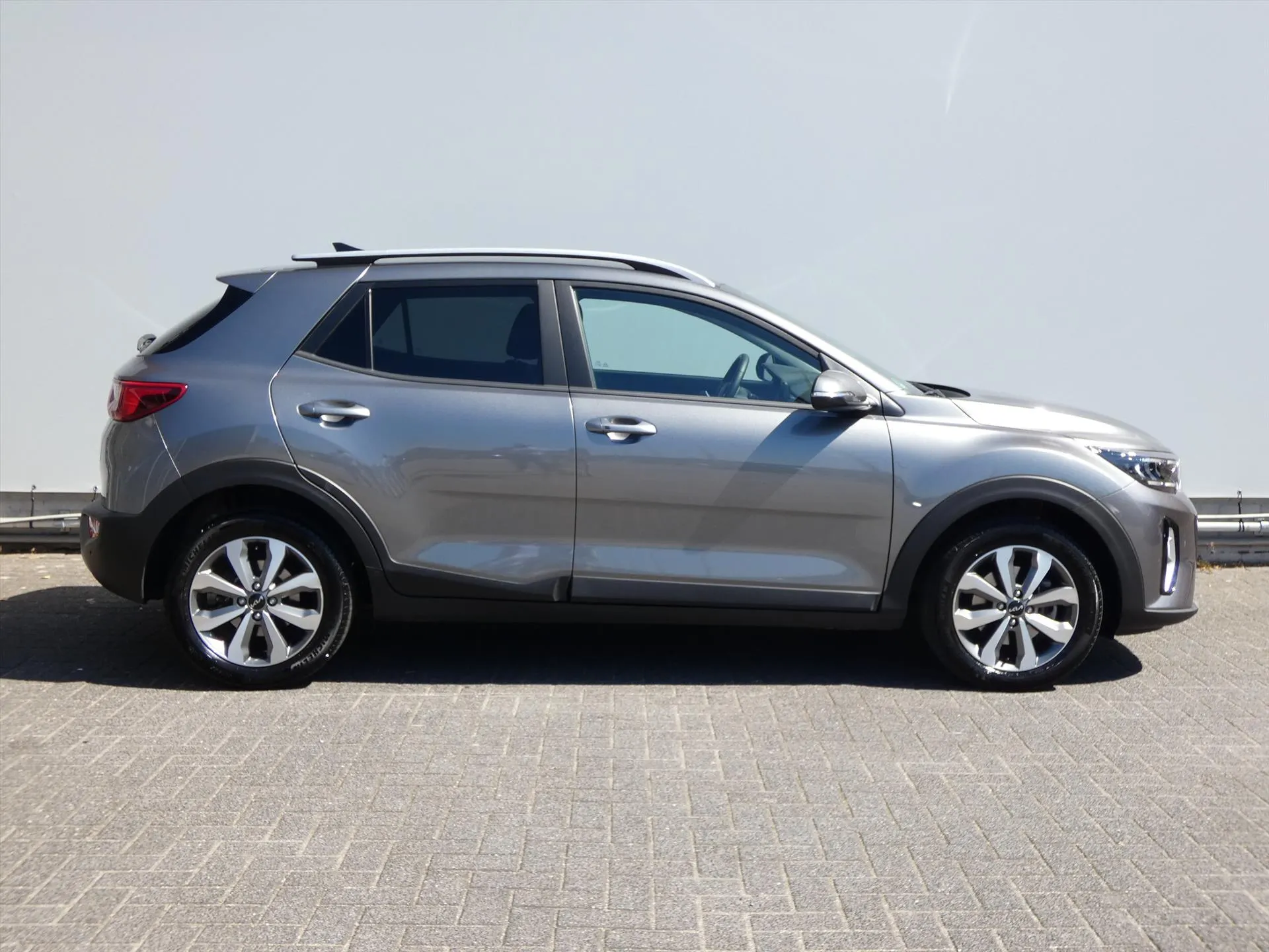 Kia Stonic met kenteken HZP-29-V – dashboard
