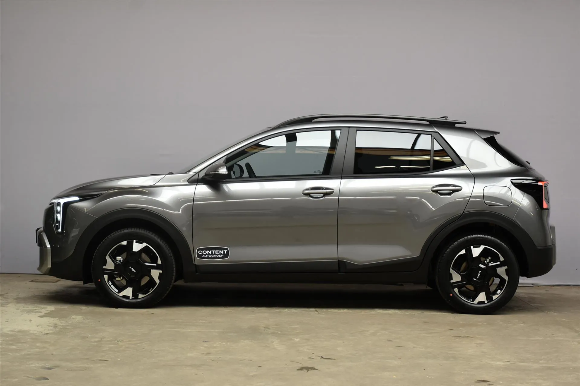 Kia Stonic met kenteken JZJ-84-J – achteraanzicht