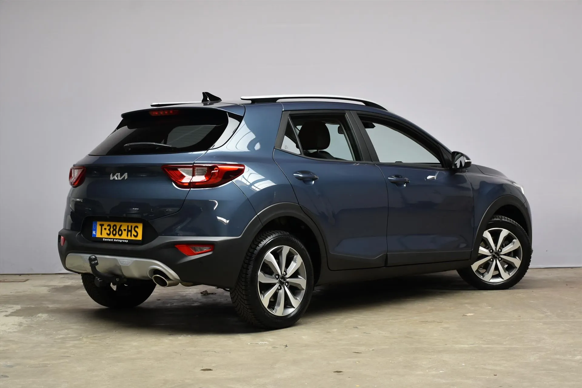 Kia Stonic met kenteken T-386-HS – detailfoto