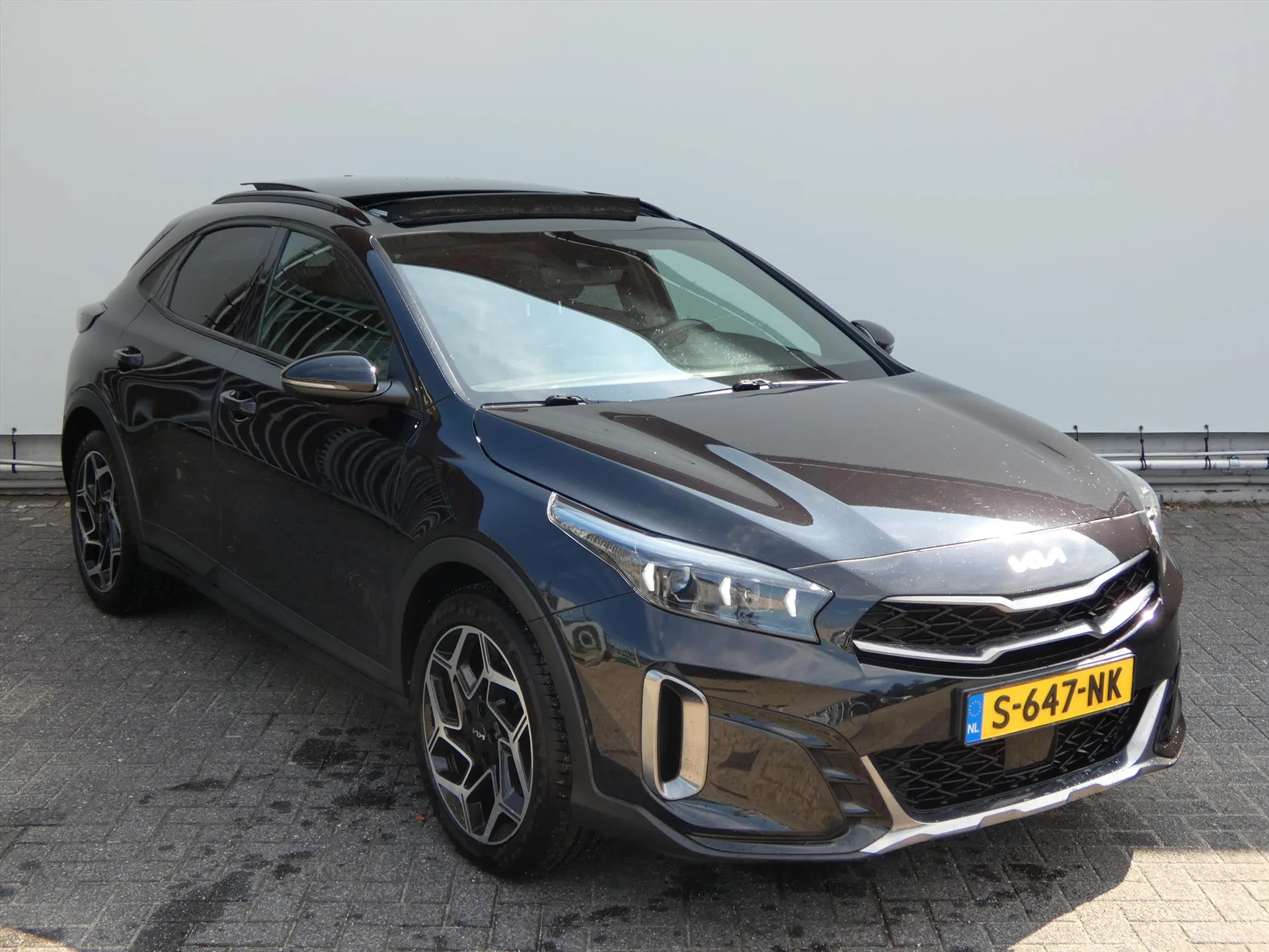 Kia Xceed met kenteken S-647-NK – interieur