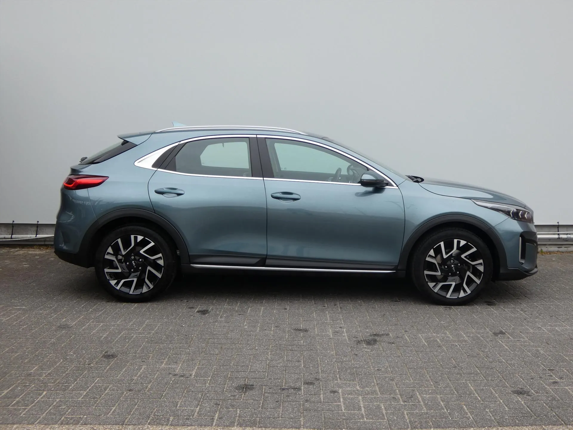 Kia Xceed met kenteken X-897-NR – dashboard