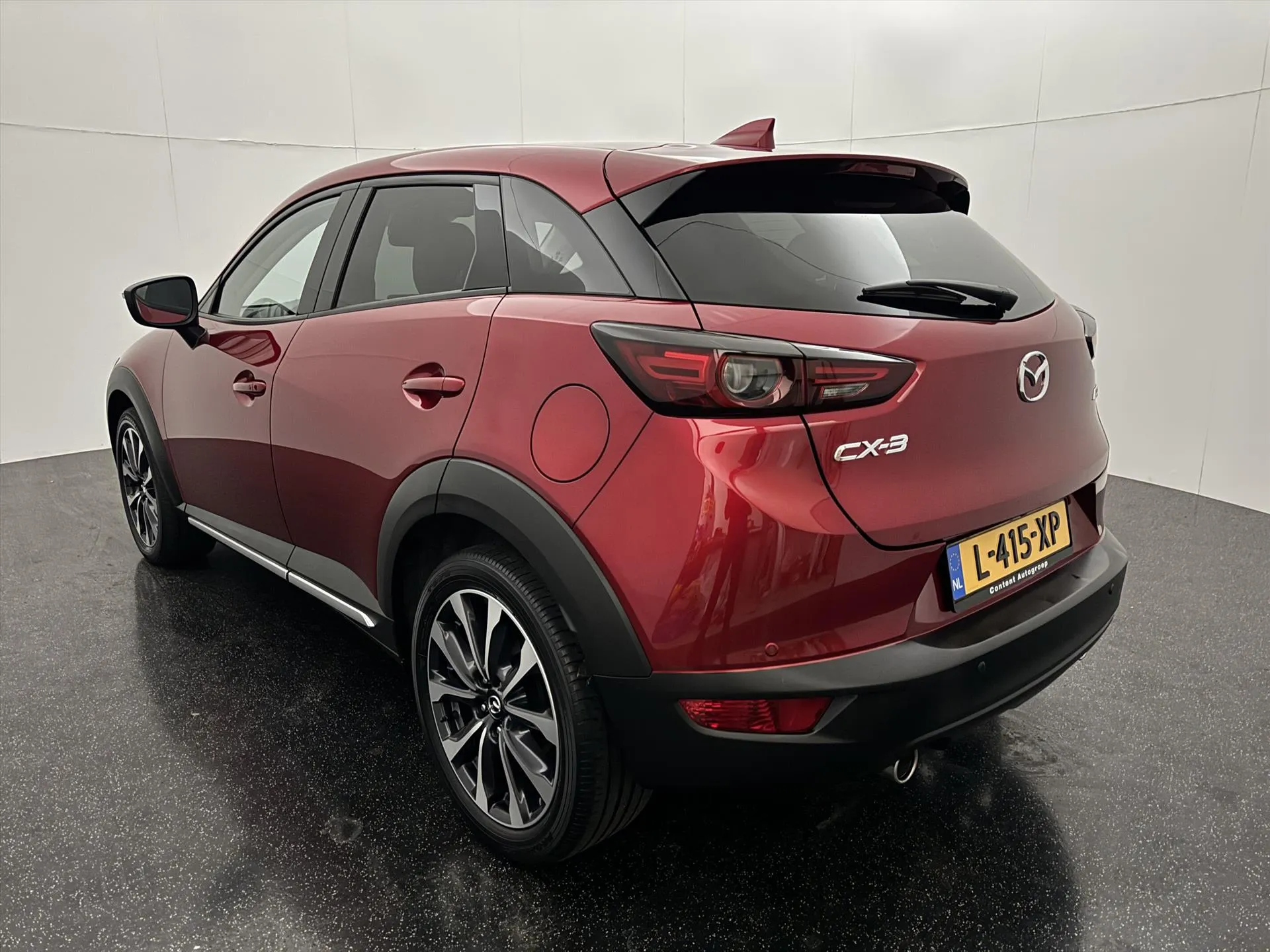 Mazda CX-3 met kenteken L-415-XP – interieur