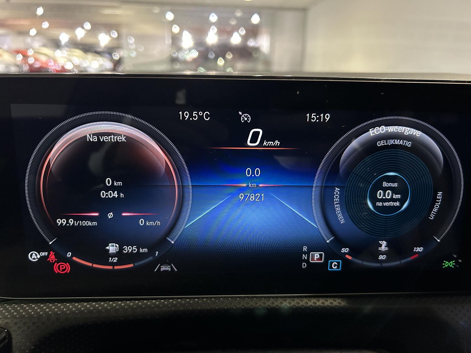 Mercedes-Benz A-Klasse met kenteken P-525-DH – dashboard