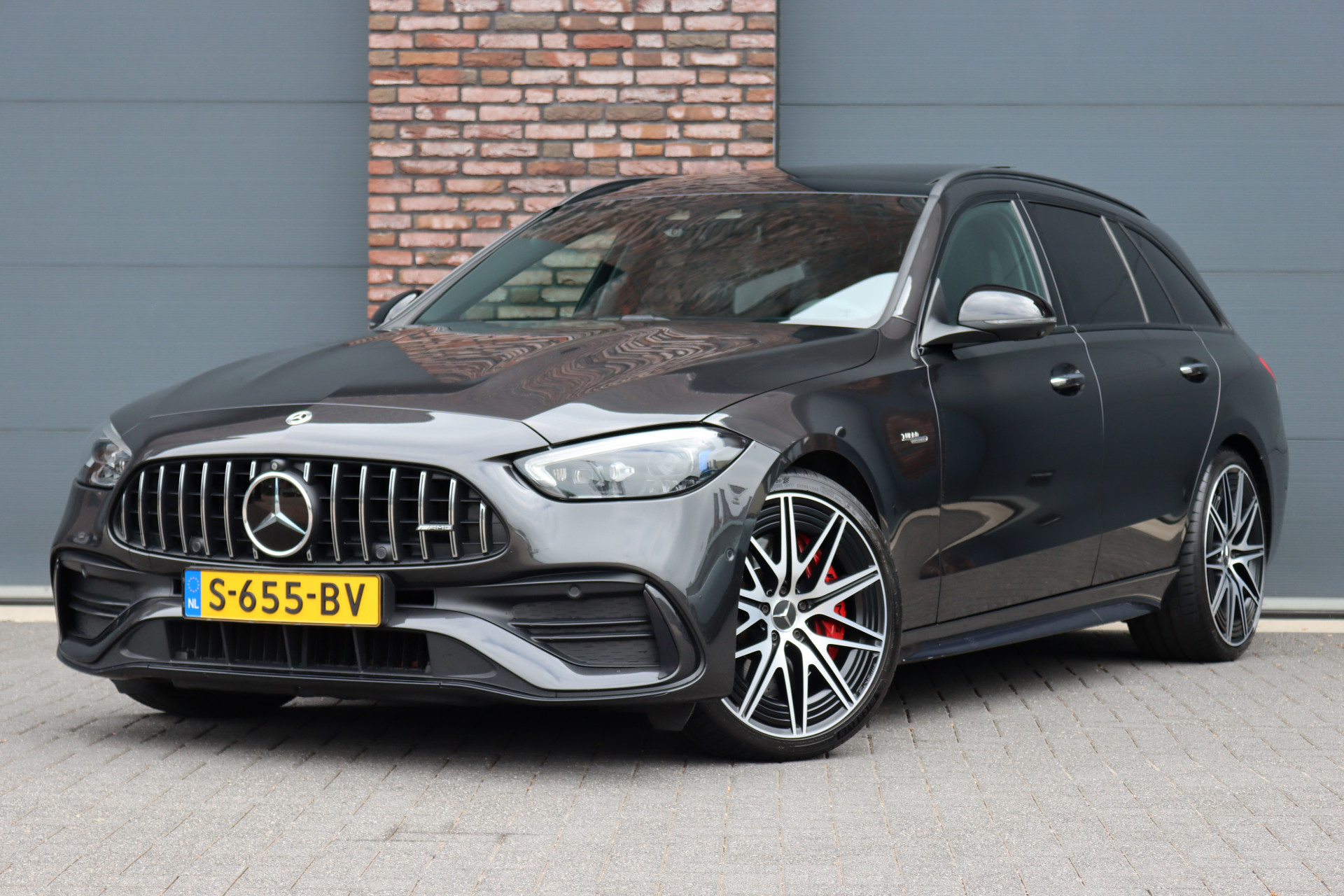 Mercedes-Benz C-Klasse – vooraanzicht