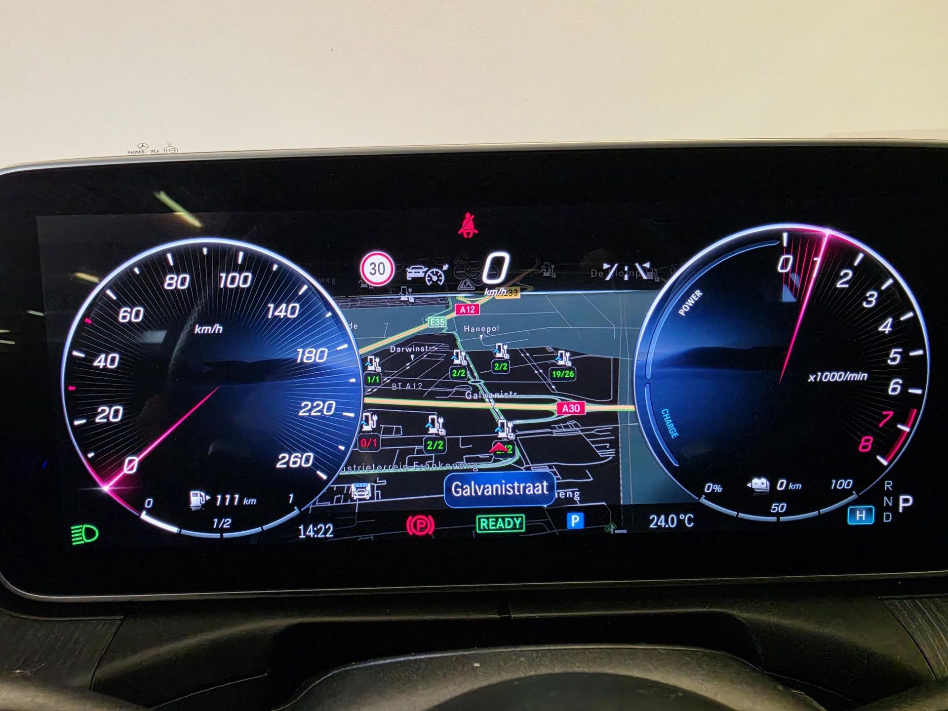 Mercedes-Benz C-Klasse met kenteken GTN-98-B – dashboard