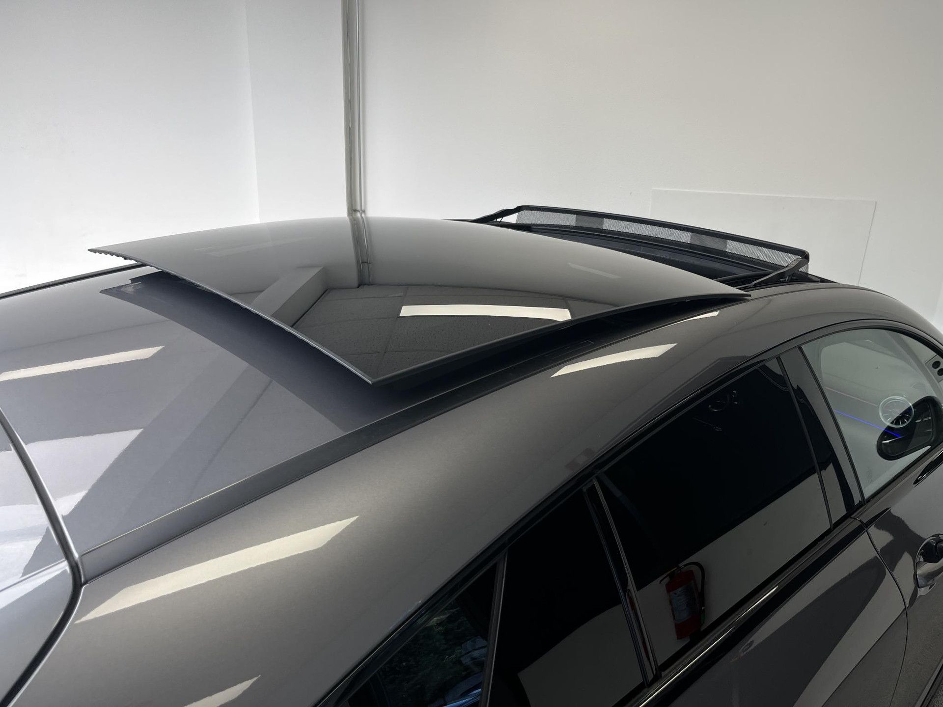 Mercedes-Benz CLA met kenteken GBV-16-G – detailfoto