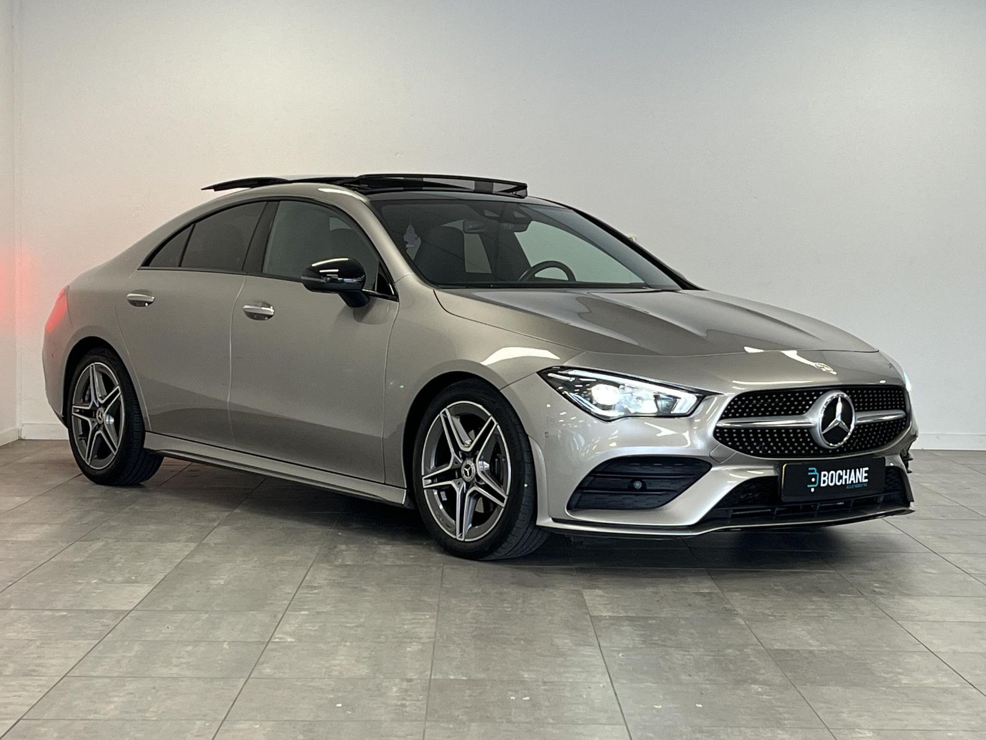 Mercedes-Benz CLA met kenteken H-064-HL – detailfoto
