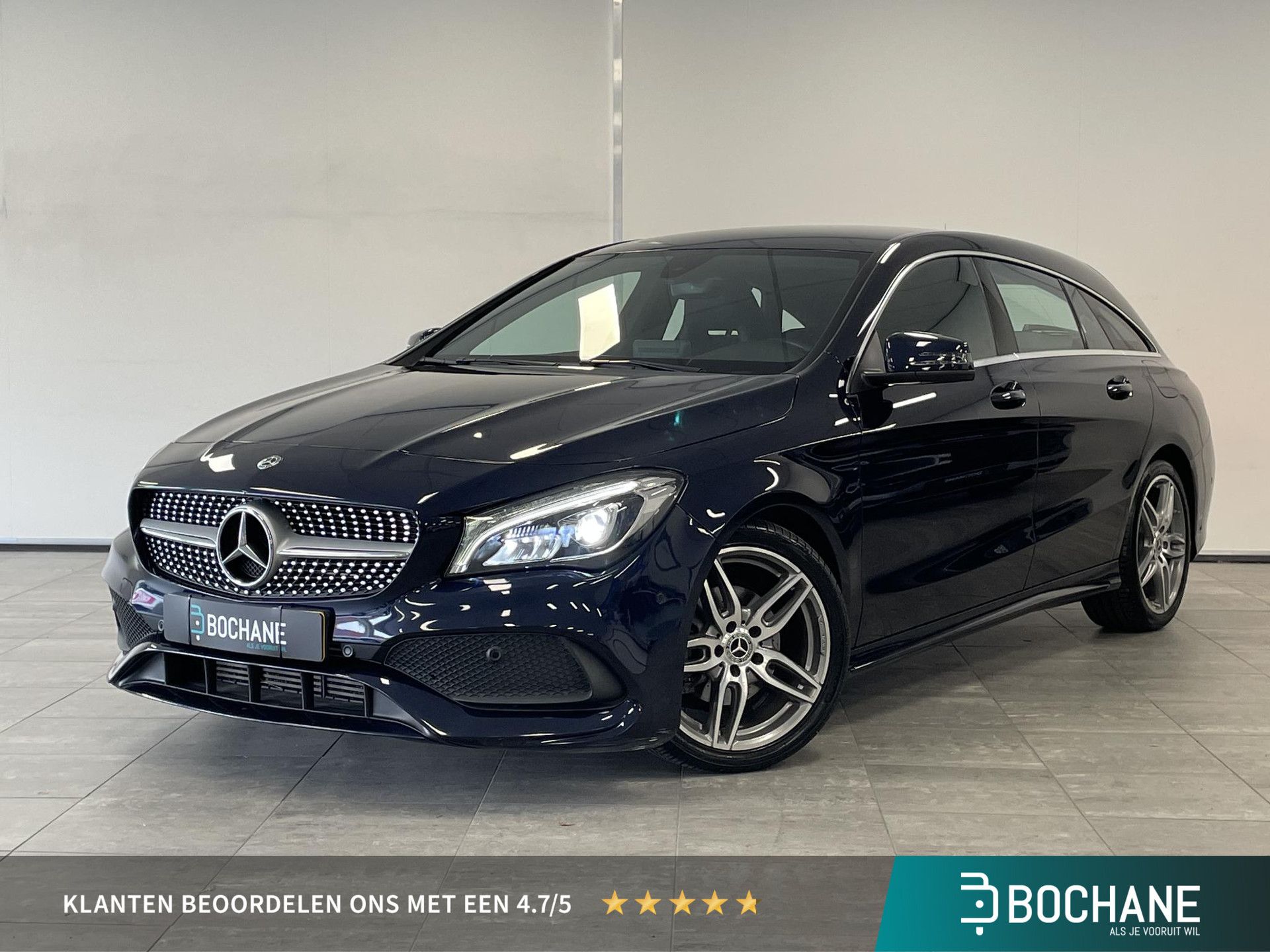 Mercedes-Benz CLA met kenteken RB-597-X – vooraanzicht