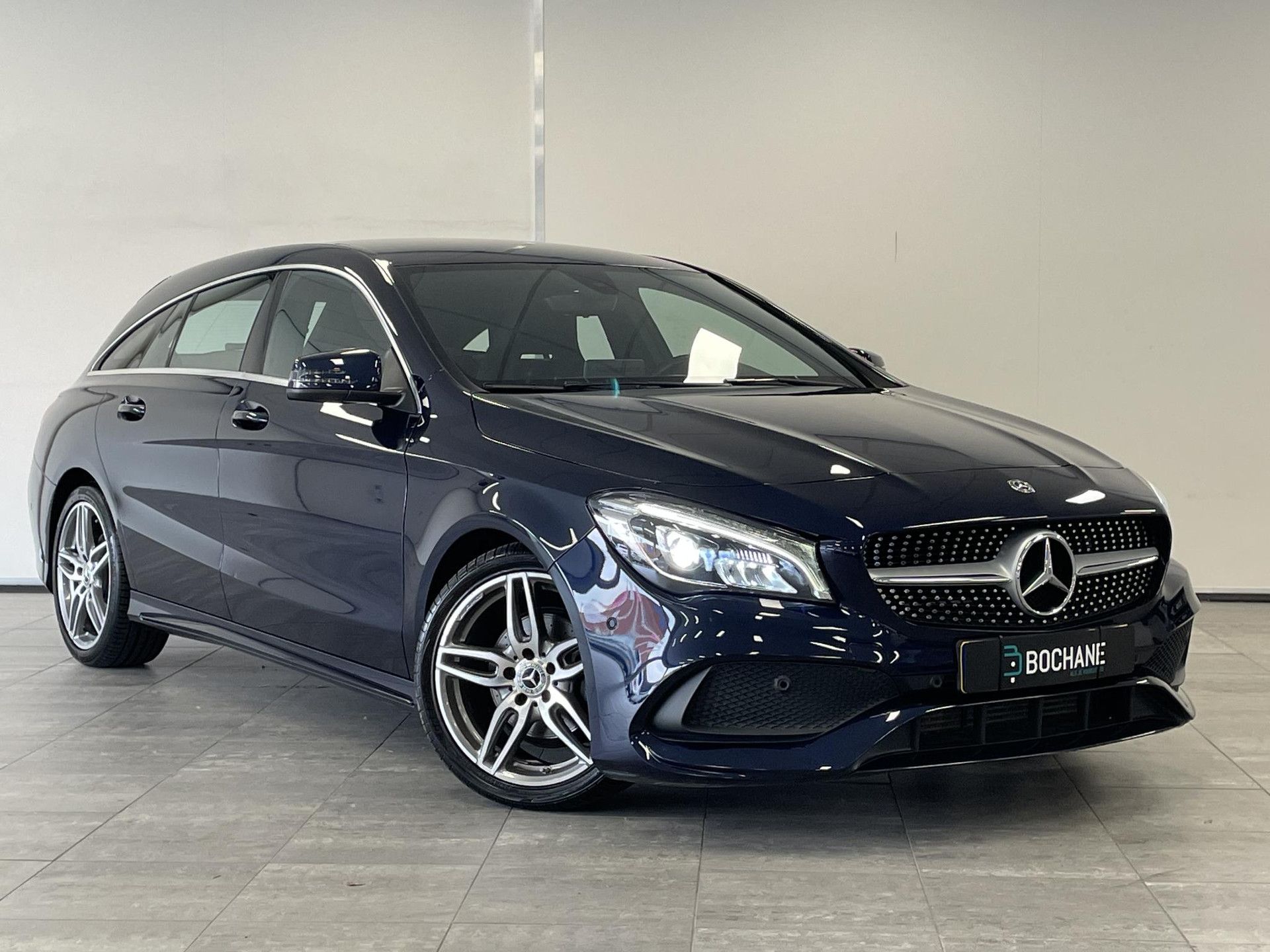 Mercedes-Benz CLA met kenteken RB-597-X – detailfoto