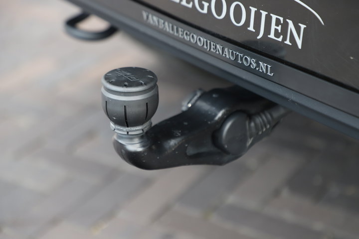 Mercedes-Benz G-Klasse – achteraanzicht